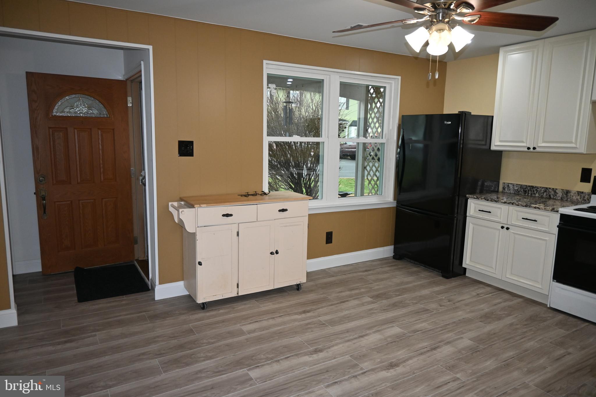 GREEN MEADOWS - Residential