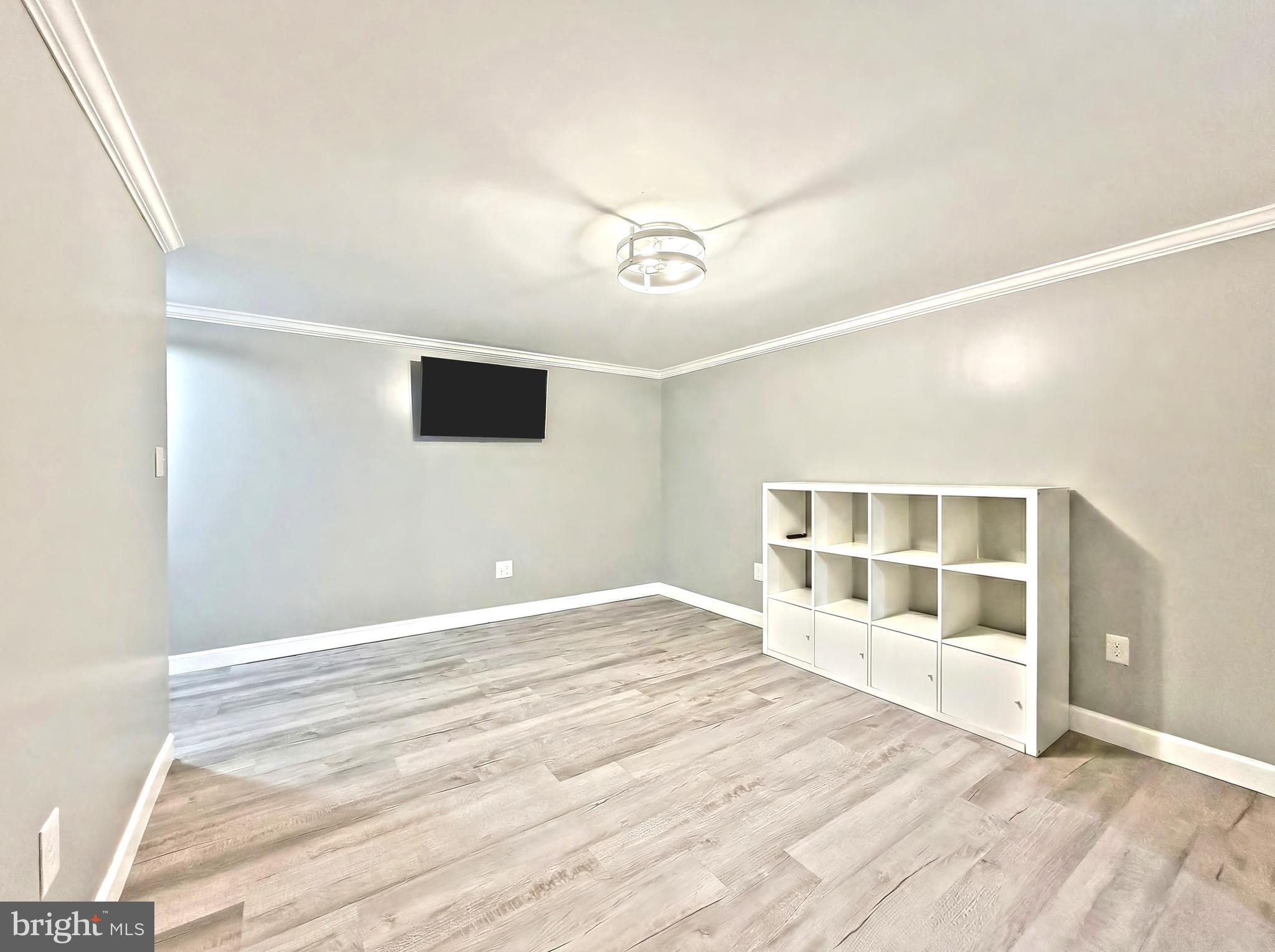 LAKE MEADE - Residential