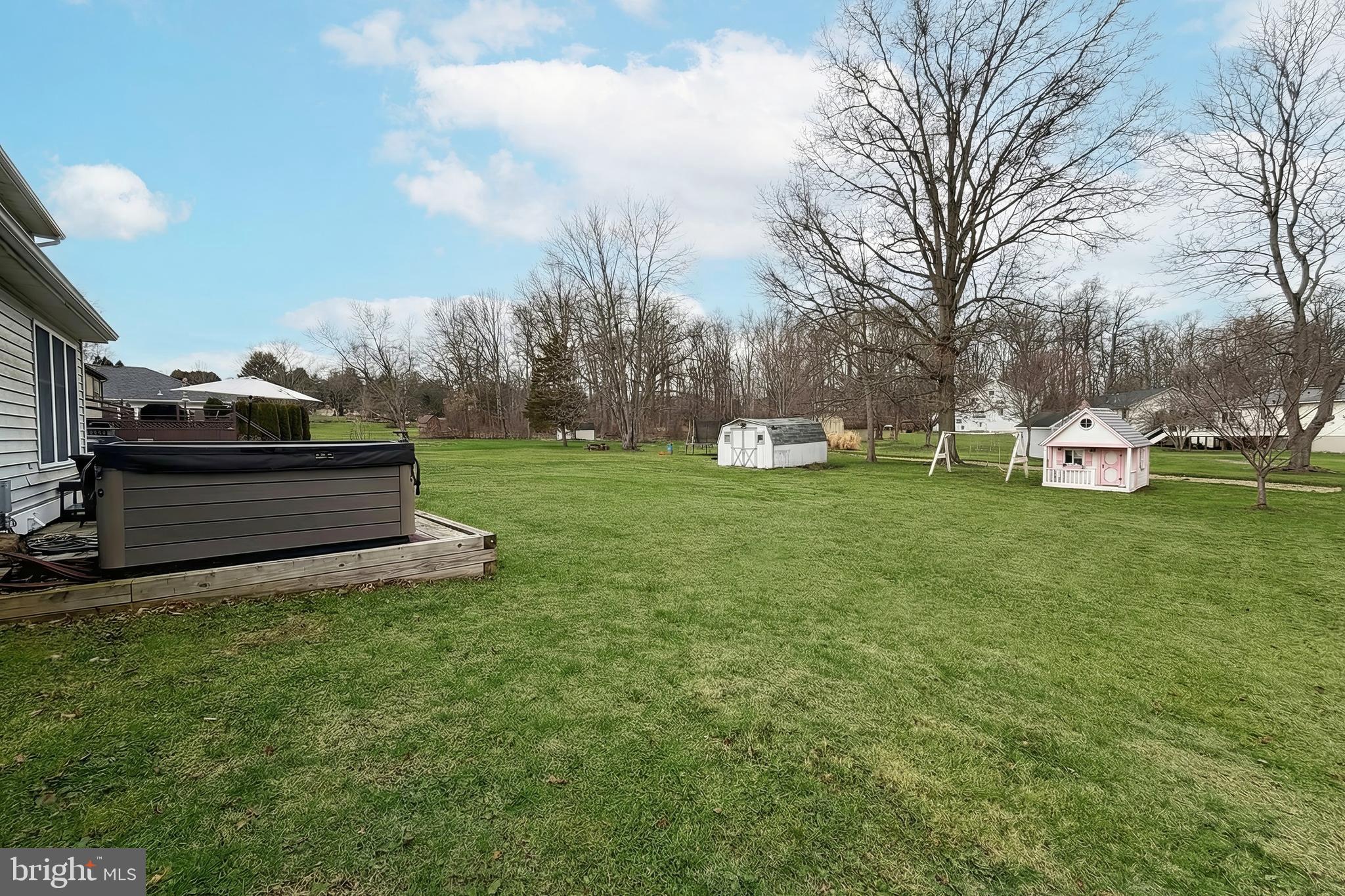 LAKE MEADE - Residential