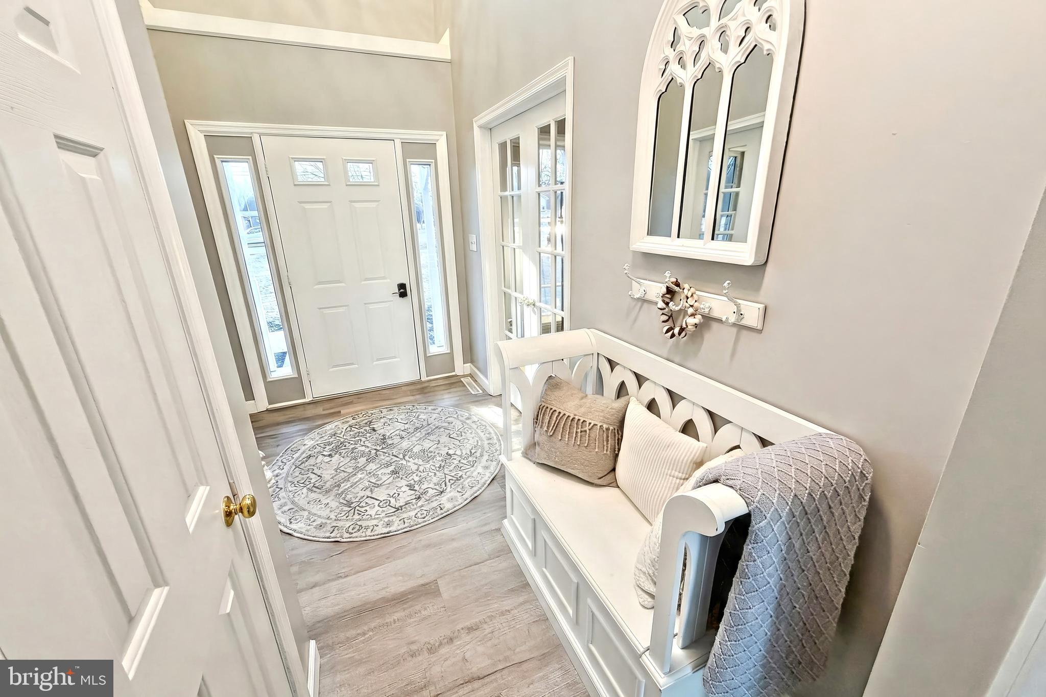 LAKE MEADE - Residential