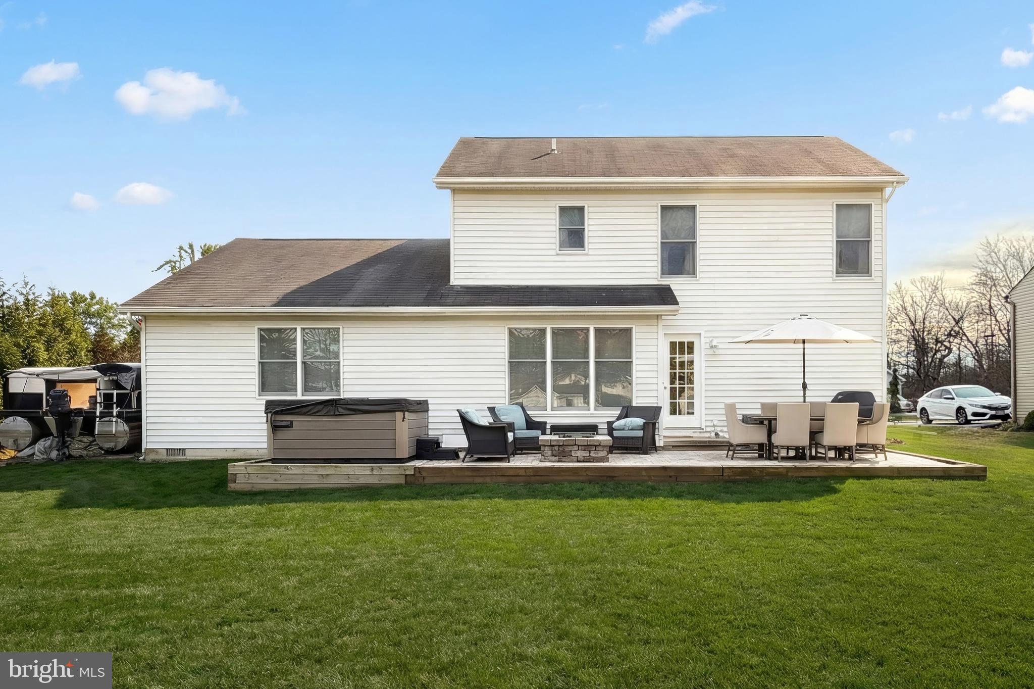 LAKE MEADE - Residential