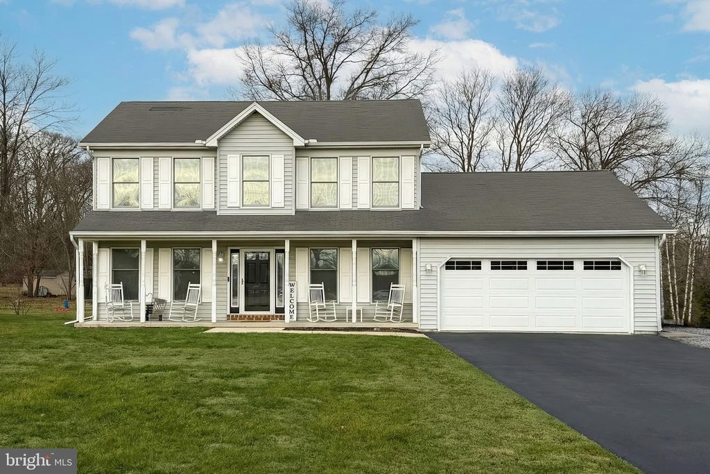 Photo of 5 Longstreet Drive, EAST BERLIN, PA 17316 (MLS # PAAD2021462)