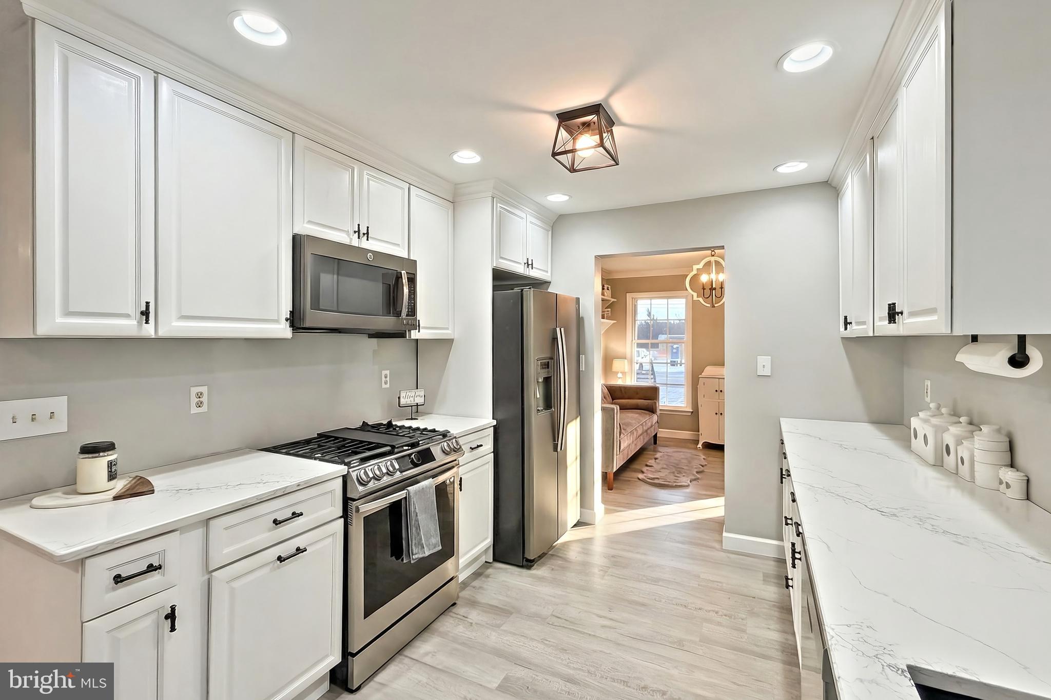 LAKE MEADE - Residential