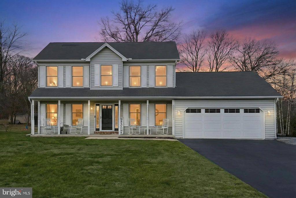 Photo of 5 Longstreet Drive, EAST BERLIN, PA 17316 (MLS # PAAD2021462)