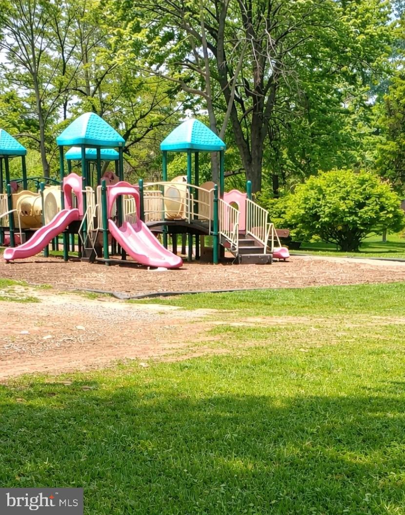 LAKE MEADE - Residential