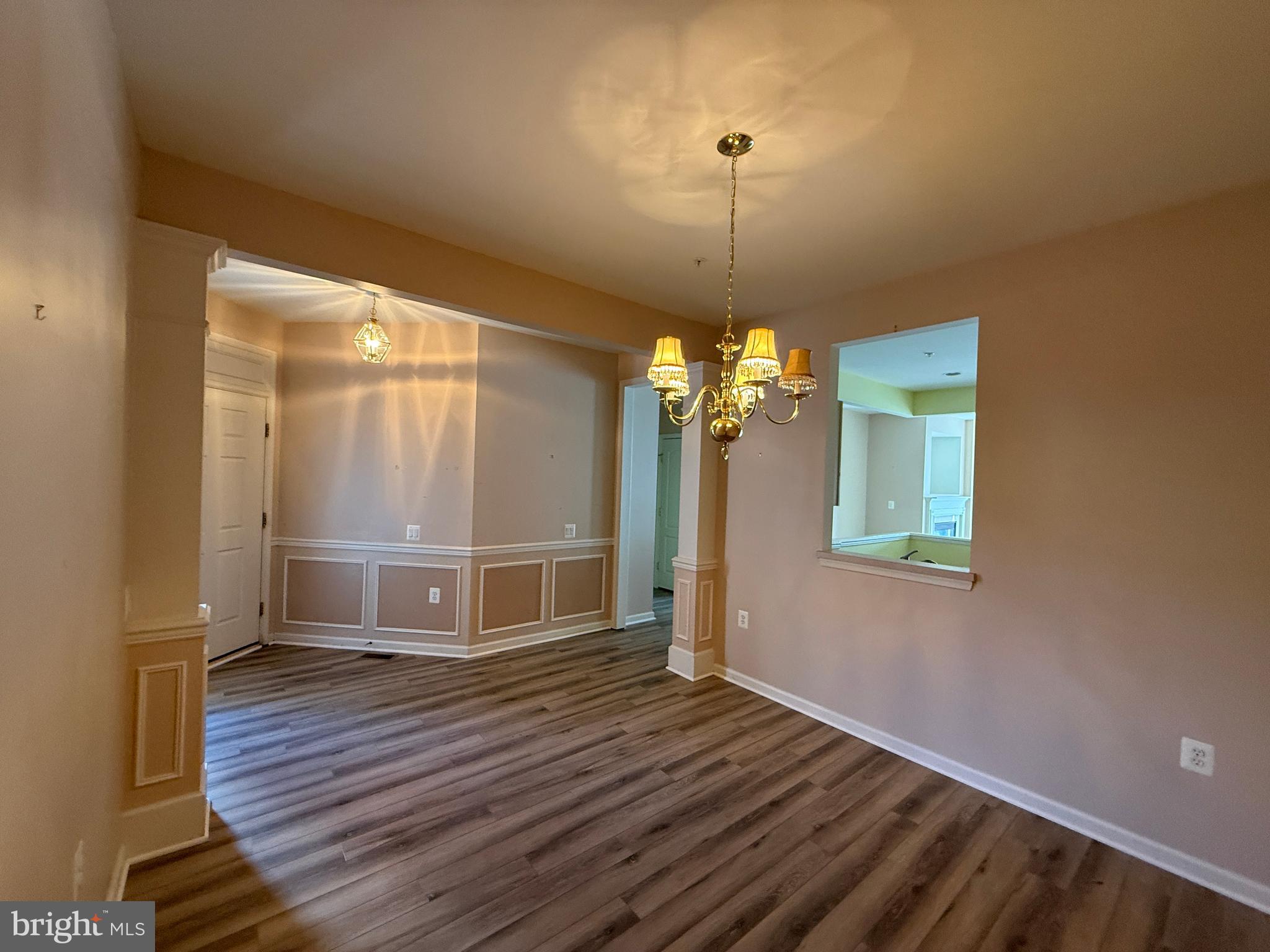 THE VILLAS AT FALLS RUN - Residential