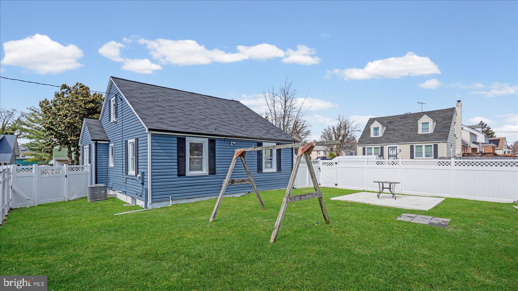 BROAD ACRES - Residential