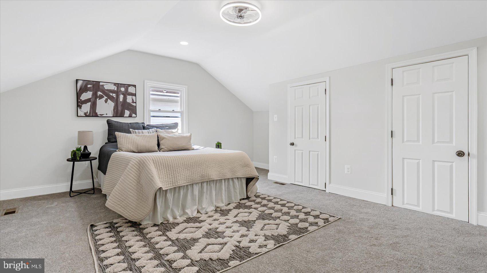 BROAD ACRES - Residential