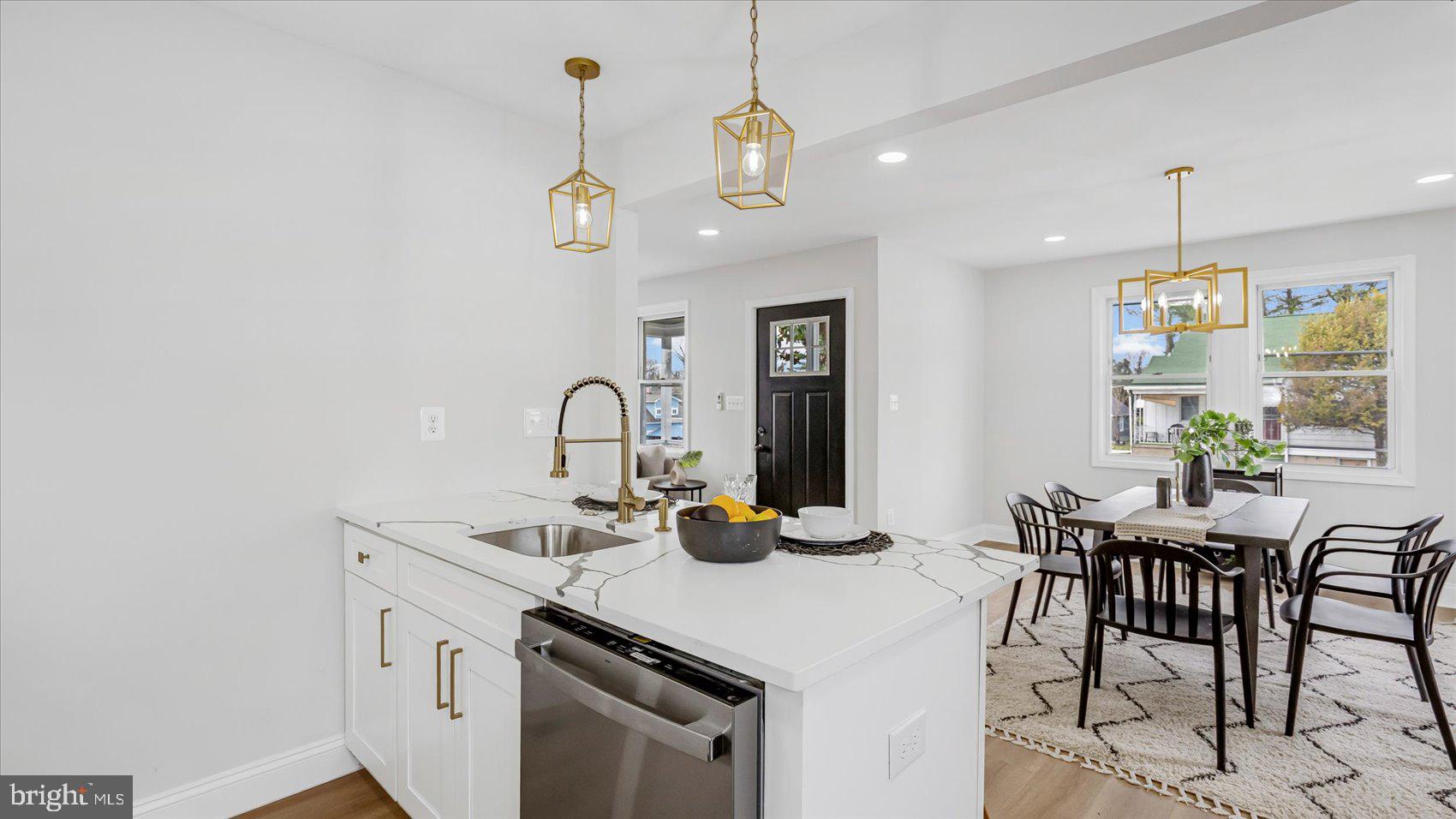 BROAD ACRES - Residential