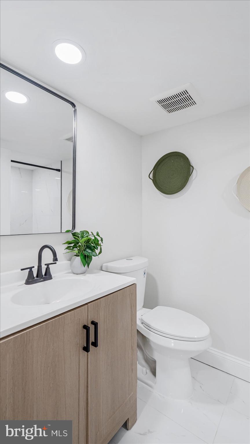 BROAD ACRES - Residential