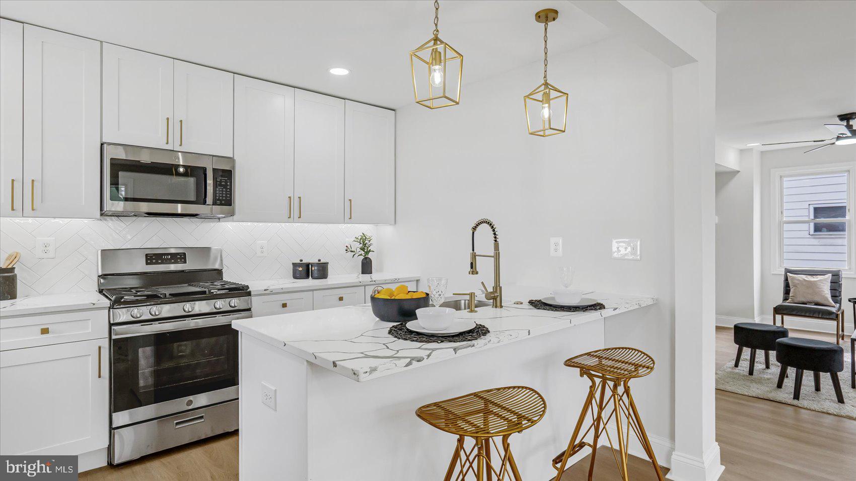 BROAD ACRES - Residential