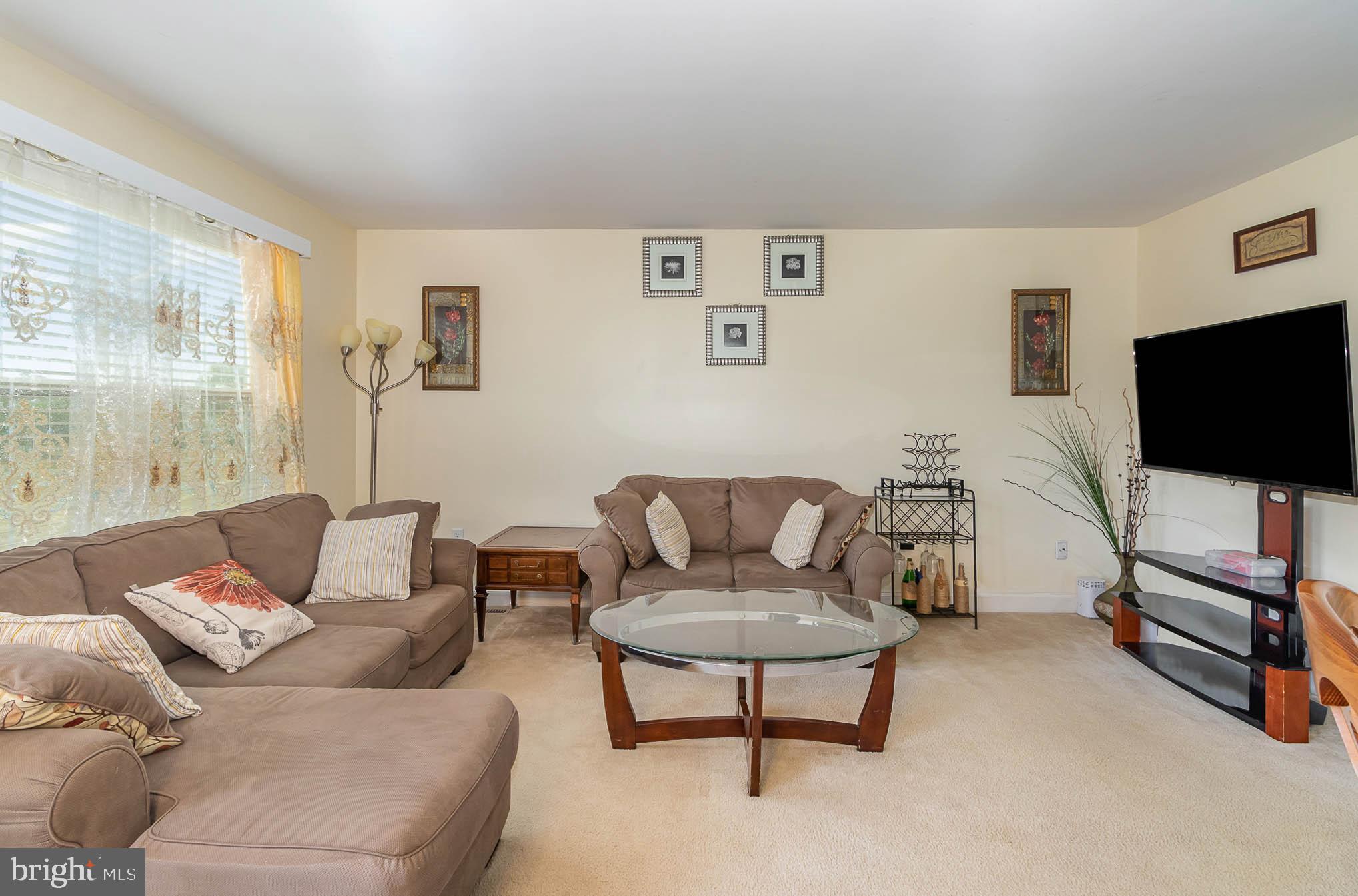 BRADFORD ESTATES - Residential Lease