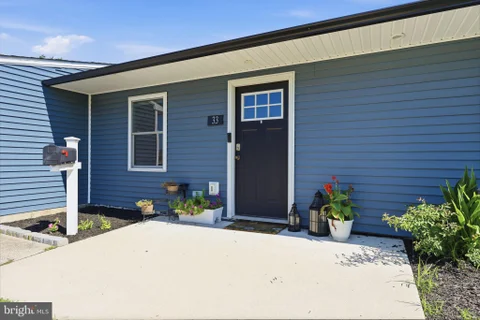 MLS: PABU2128520