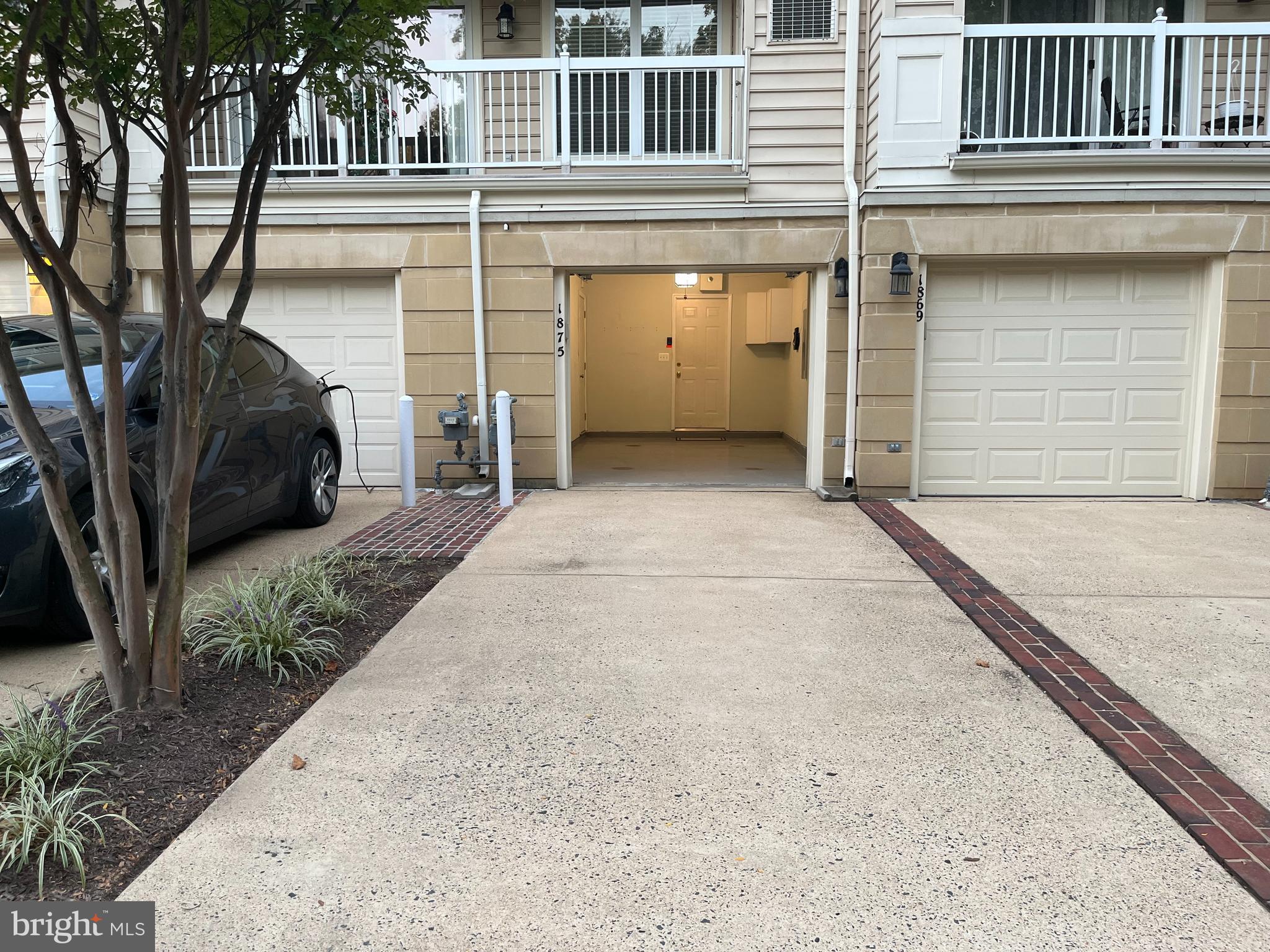 WEST MARKET - Residential