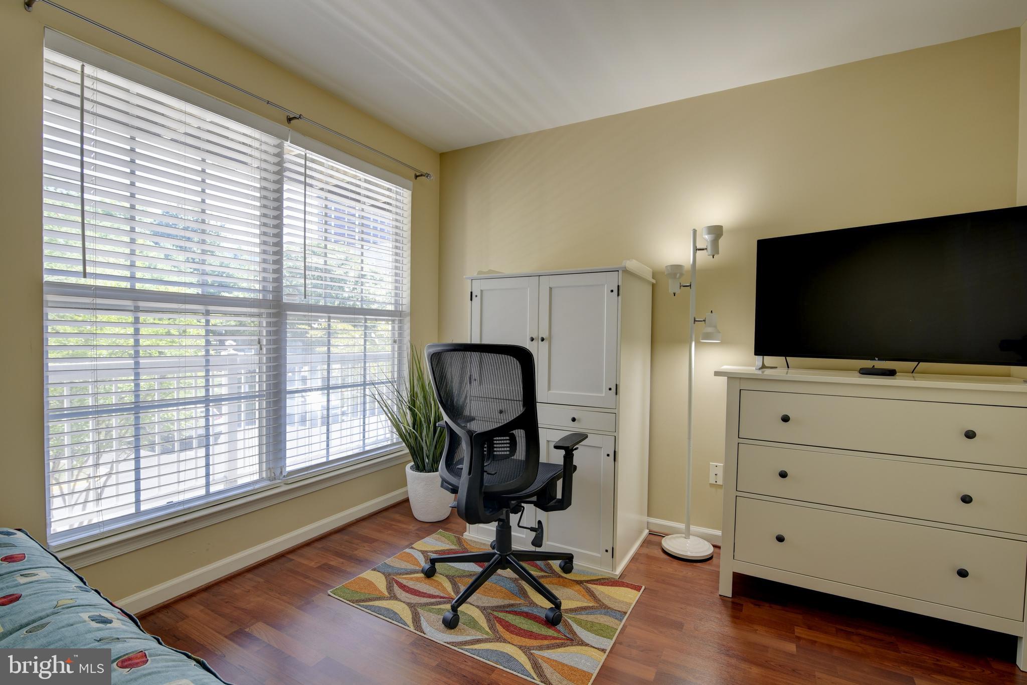 WEST MARKET - Residential