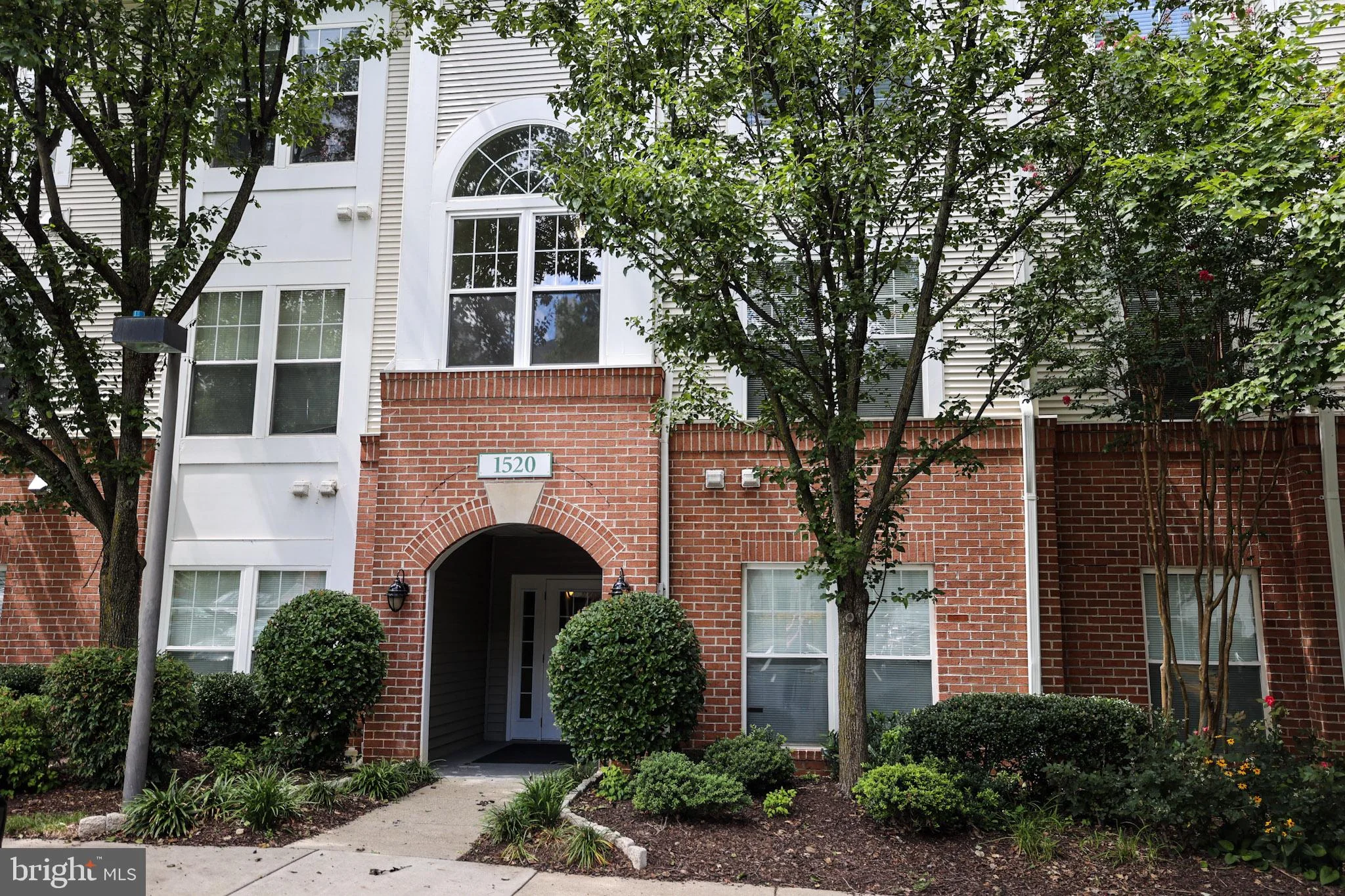 1520 North Point Drive Unit 2, Reston, VA 20194