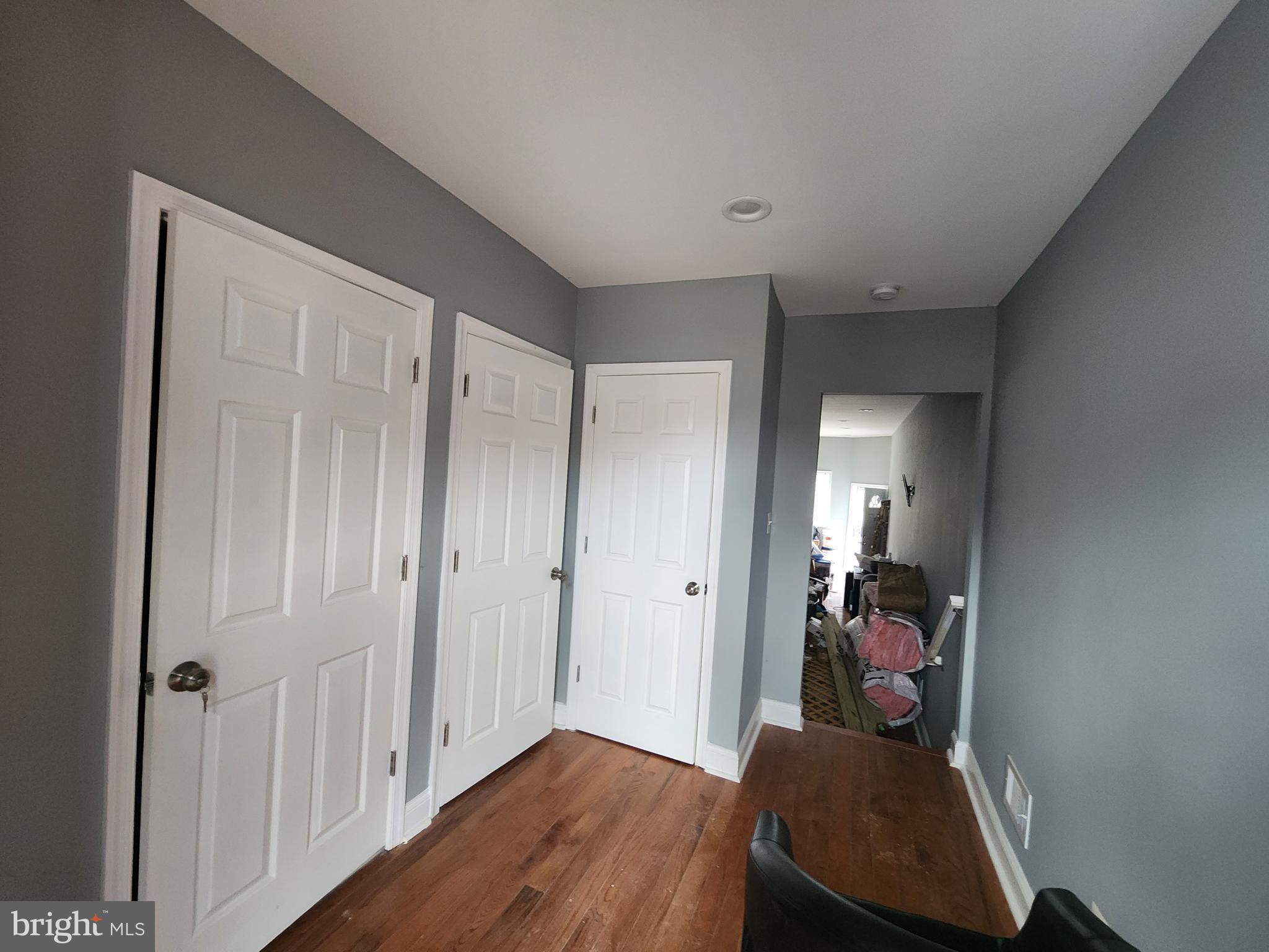 BROADWAY EAST - Residential