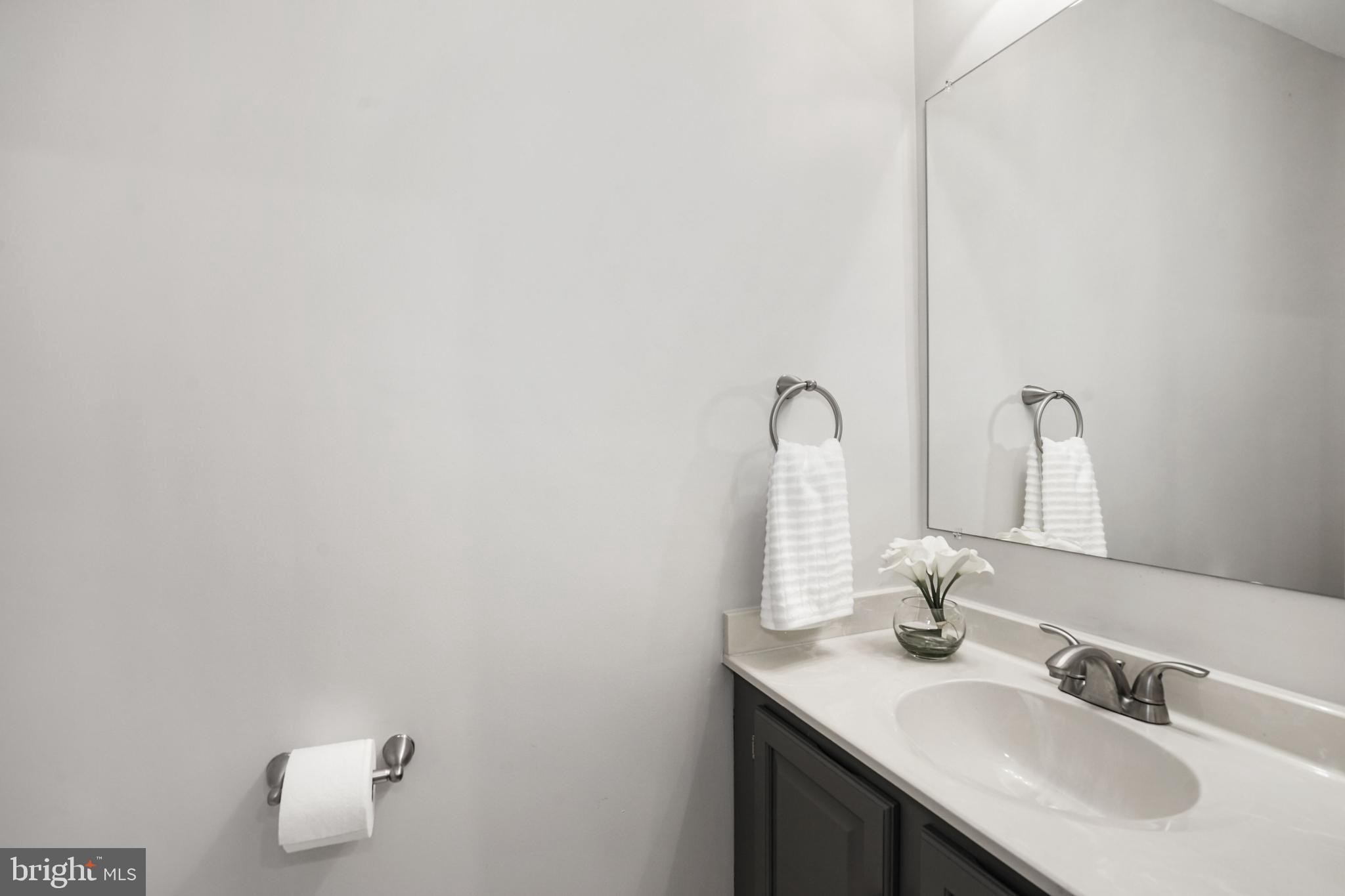 TOWNES OF HILLWOOD - Residential