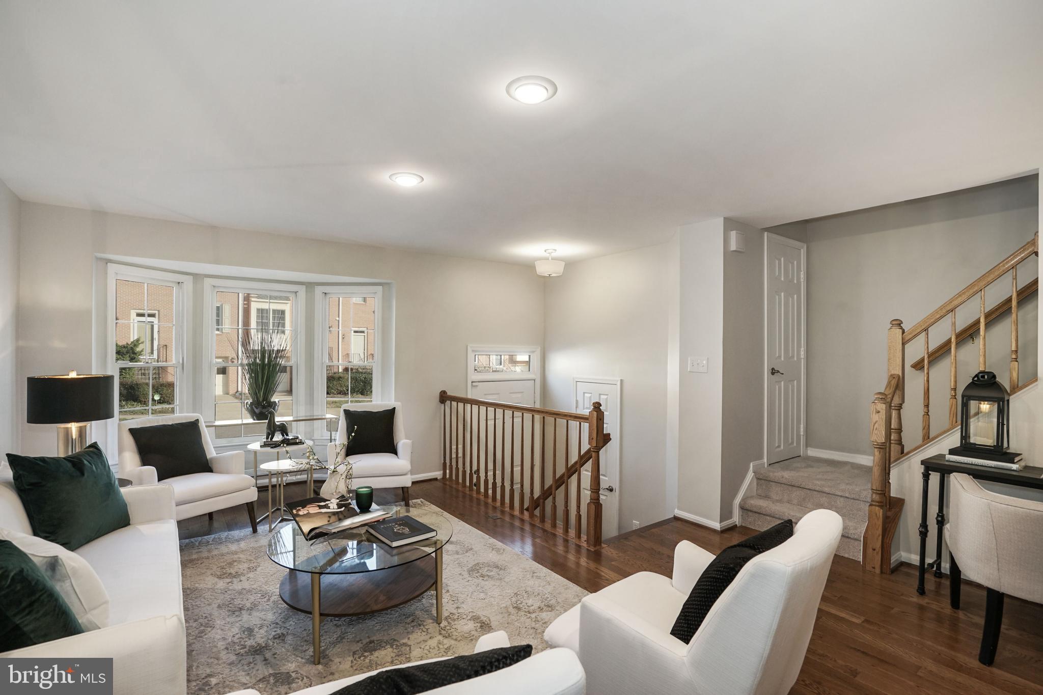 TOWNES OF HILLWOOD - Residential