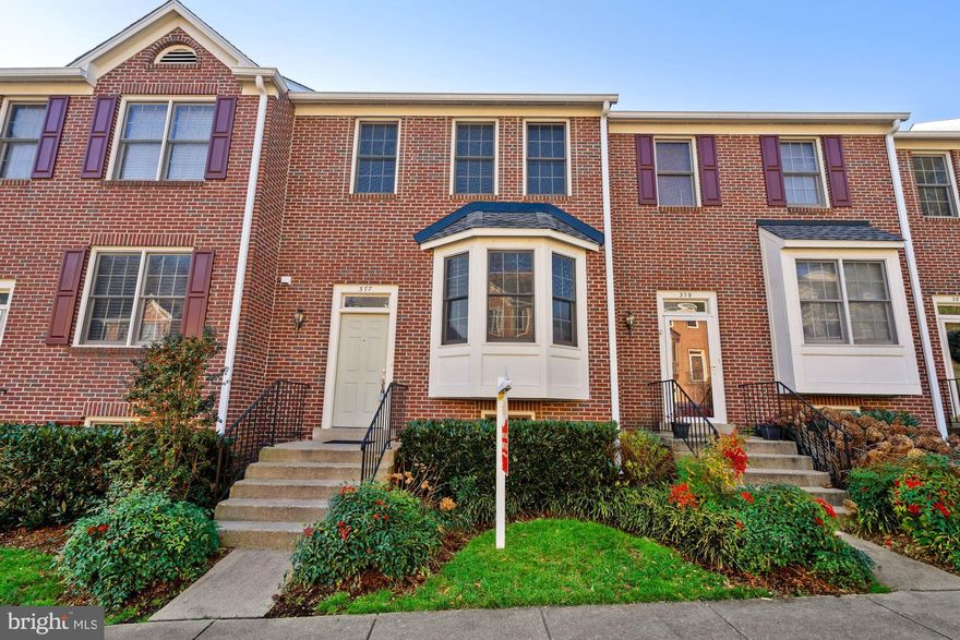 Stunning, turnkey condo in the Townes of Hillwood! This 4 bedroom, 3.5 bathroom home with low condo fees is ready for you to move in - gorgeous hardwood floors throughout the main level and the light-filled living area is spacious with a welcoming fireplace. Contemporary kitchen feature stainless steel appliances and a roomy dining area. Enjoy grilling out on the back deck or relaxing on the beautifully hardscaped patio. Upstairs, you'll find three spacious bedrooms, including the primary bedroom with vaulted ceilings, walk-in closet and ensuite bathroom. Basement features a bright rec room, which leads out to the patio, as well as another bedroom and a full bathroom - the perfect place for guests or a home office! Brand new carpet and freshly painted throughout, and roof is only a year old! Less than 1 mile to Van Dorn Metro, Harris Teeter, multiple parks, and right across the street from West End Village shopping center. 10 minutes to Old Town, convenient to the Pentagon, Ft Belvoir and DC - don't miss it!