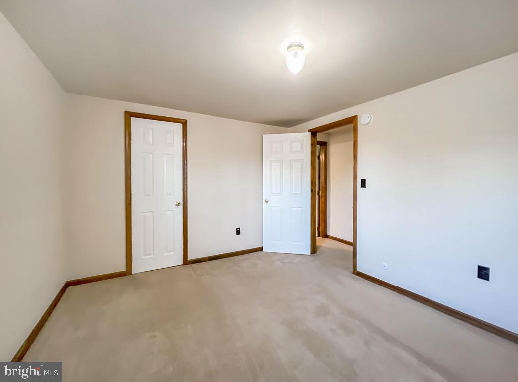 NON AVAILABLE - Residential Lease