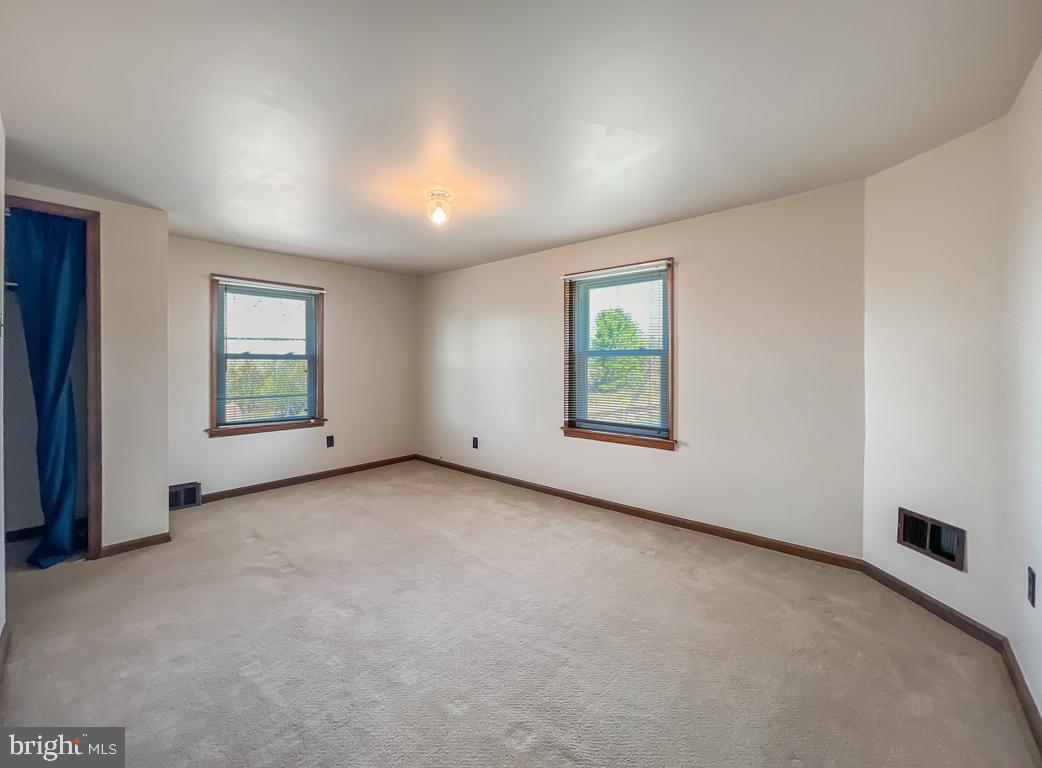 NON AVAILABLE - Residential Lease