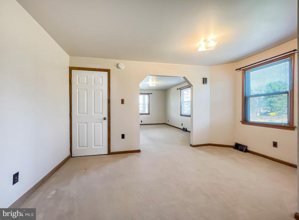 NON AVAILABLE - Residential Lease