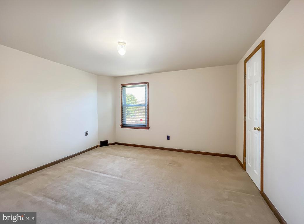 NON AVAILABLE - Residential Lease