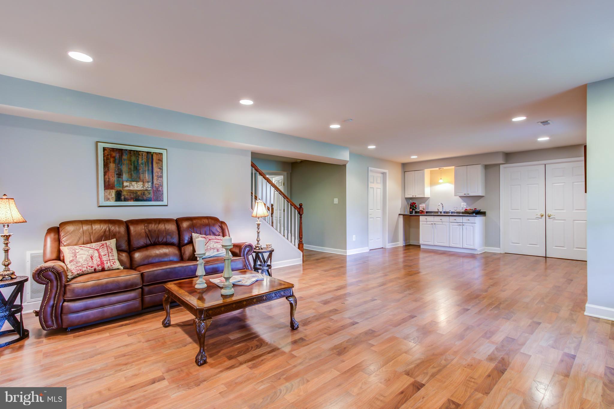 POTOMAC STATION - Residential