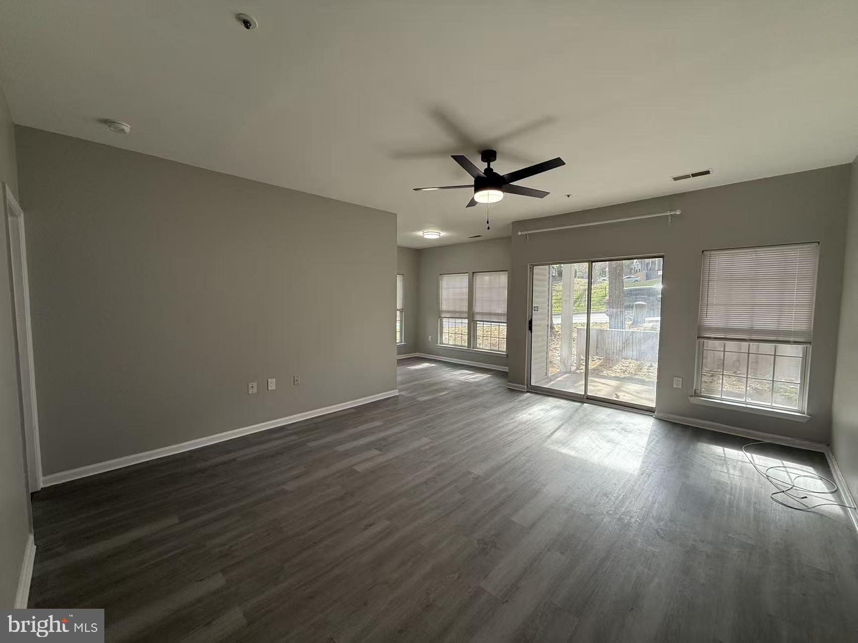 SILVERBROOK FARMS - Residential