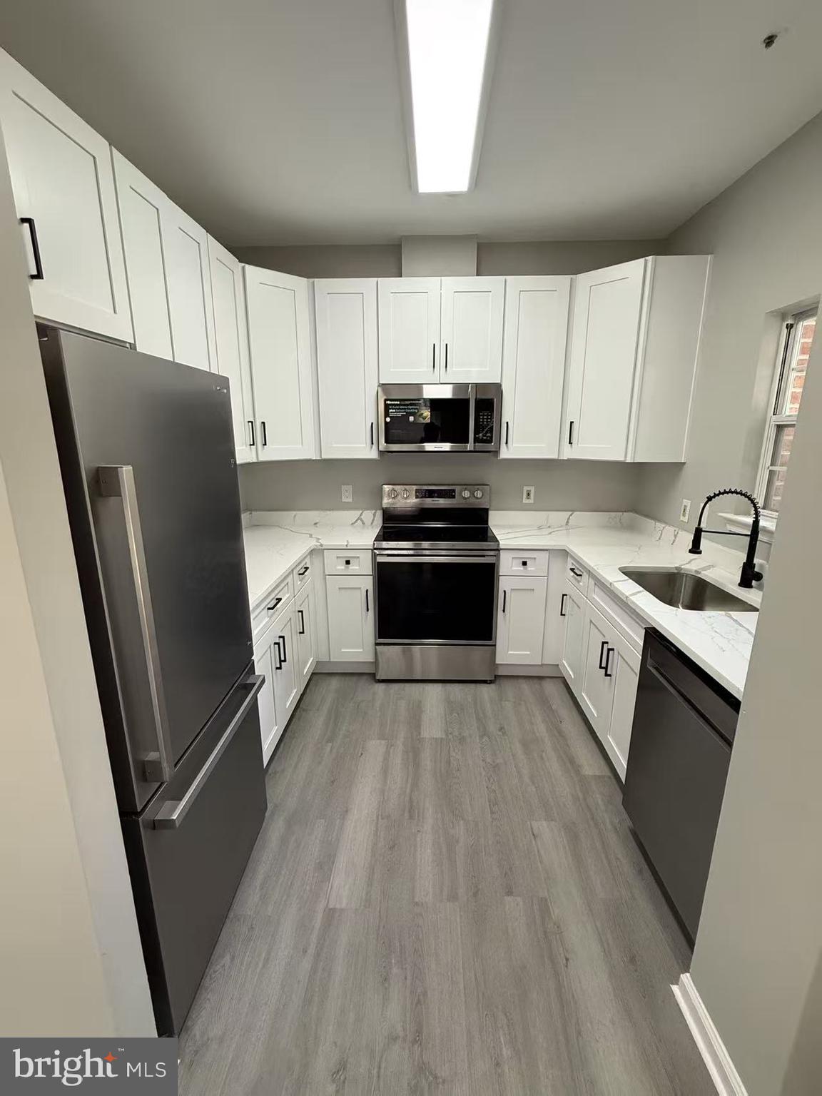 SILVERBROOK FARMS - Residential