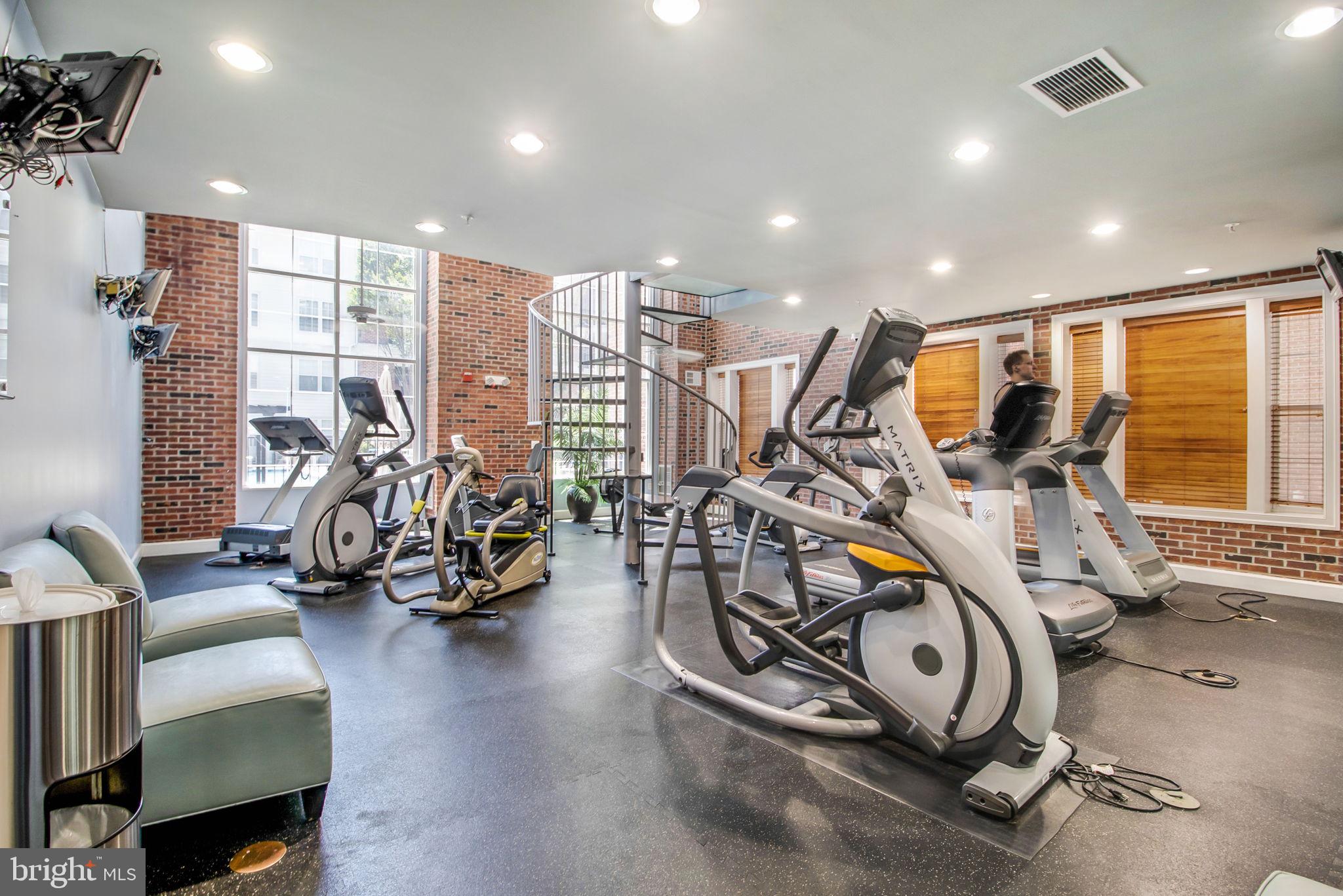 COLONNADE AT KENTLANDS - Residential