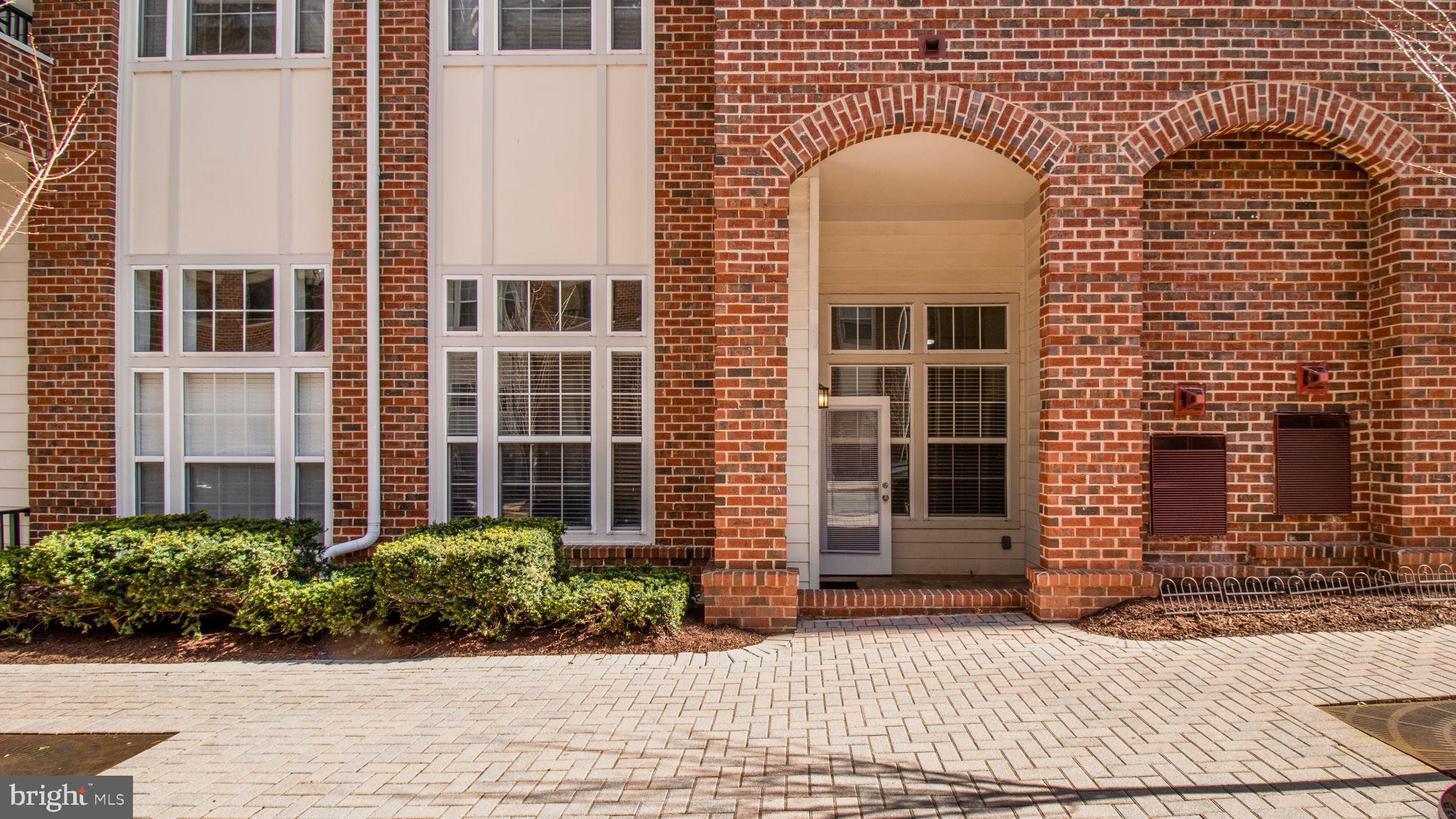 COLONNADE AT KENTLANDS - Residential