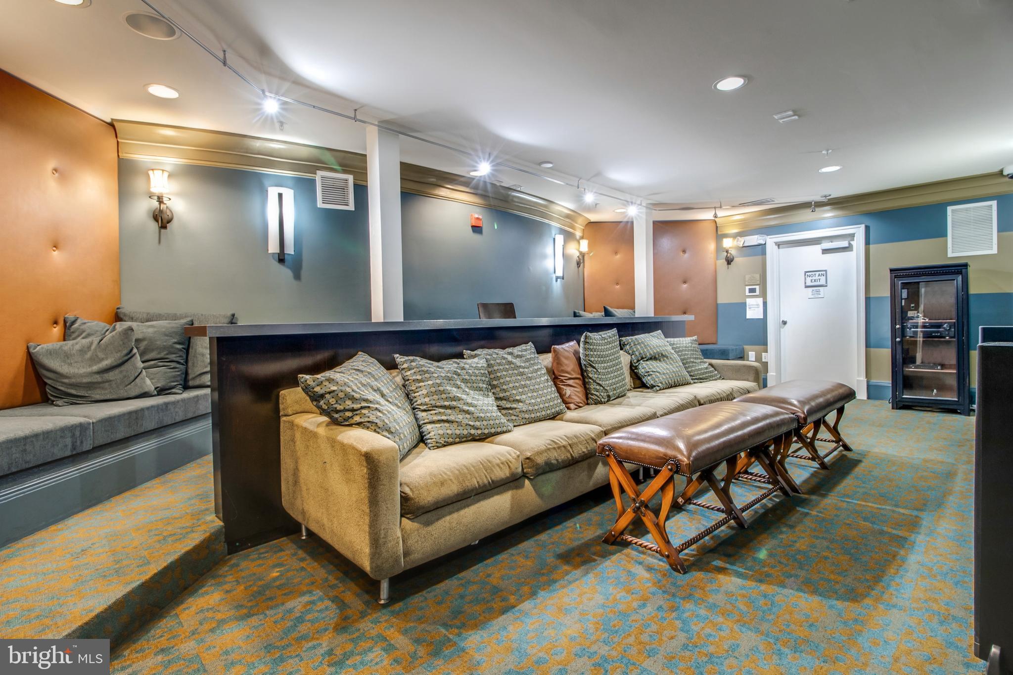 COLONNADE AT KENTLANDS - Residential