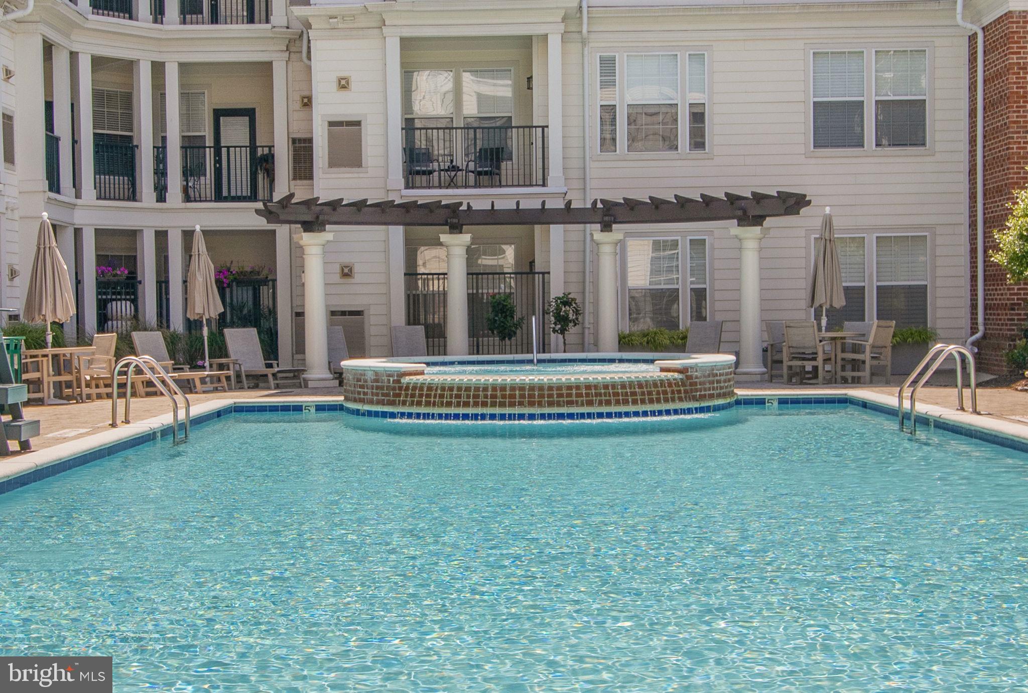 COLONNADE AT KENTLANDS - Residential