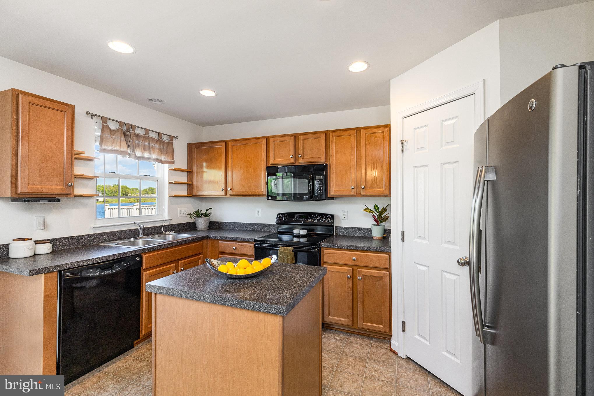 BROOKSIDE - Residential