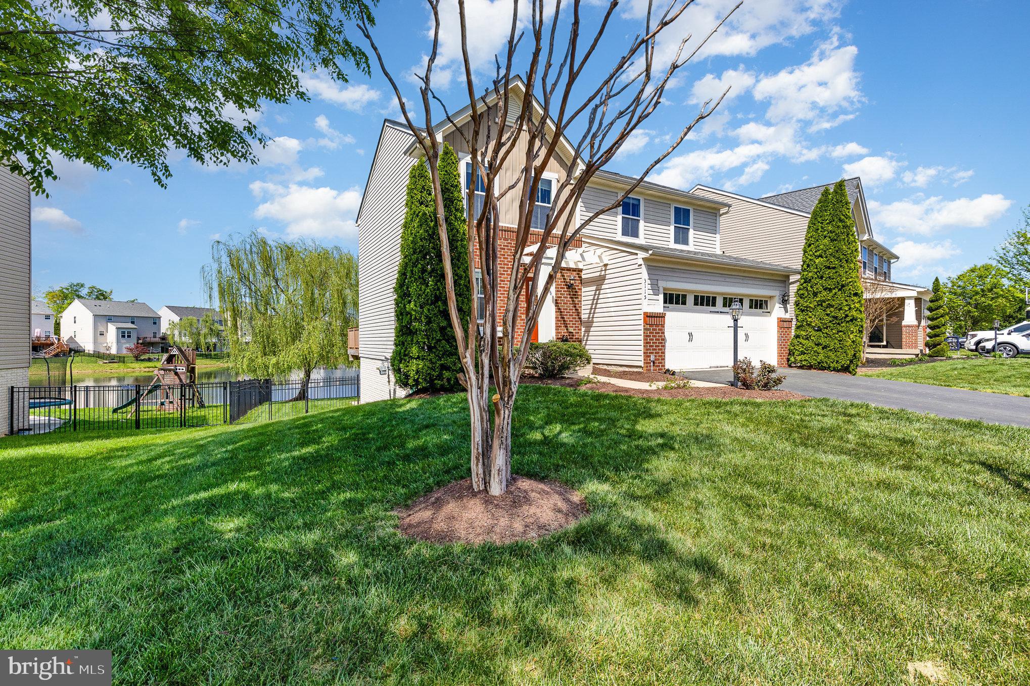 BROOKSIDE - Residential