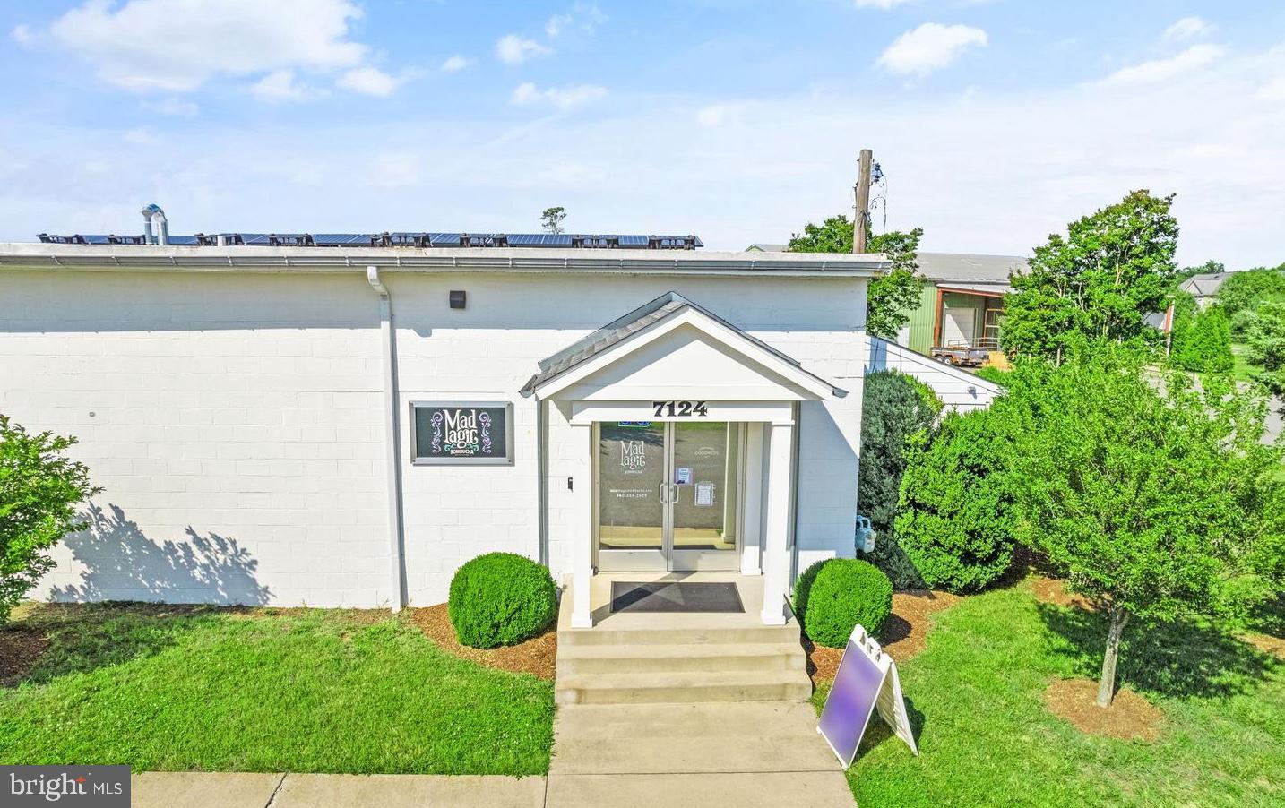 BROOKSIDE - Residential