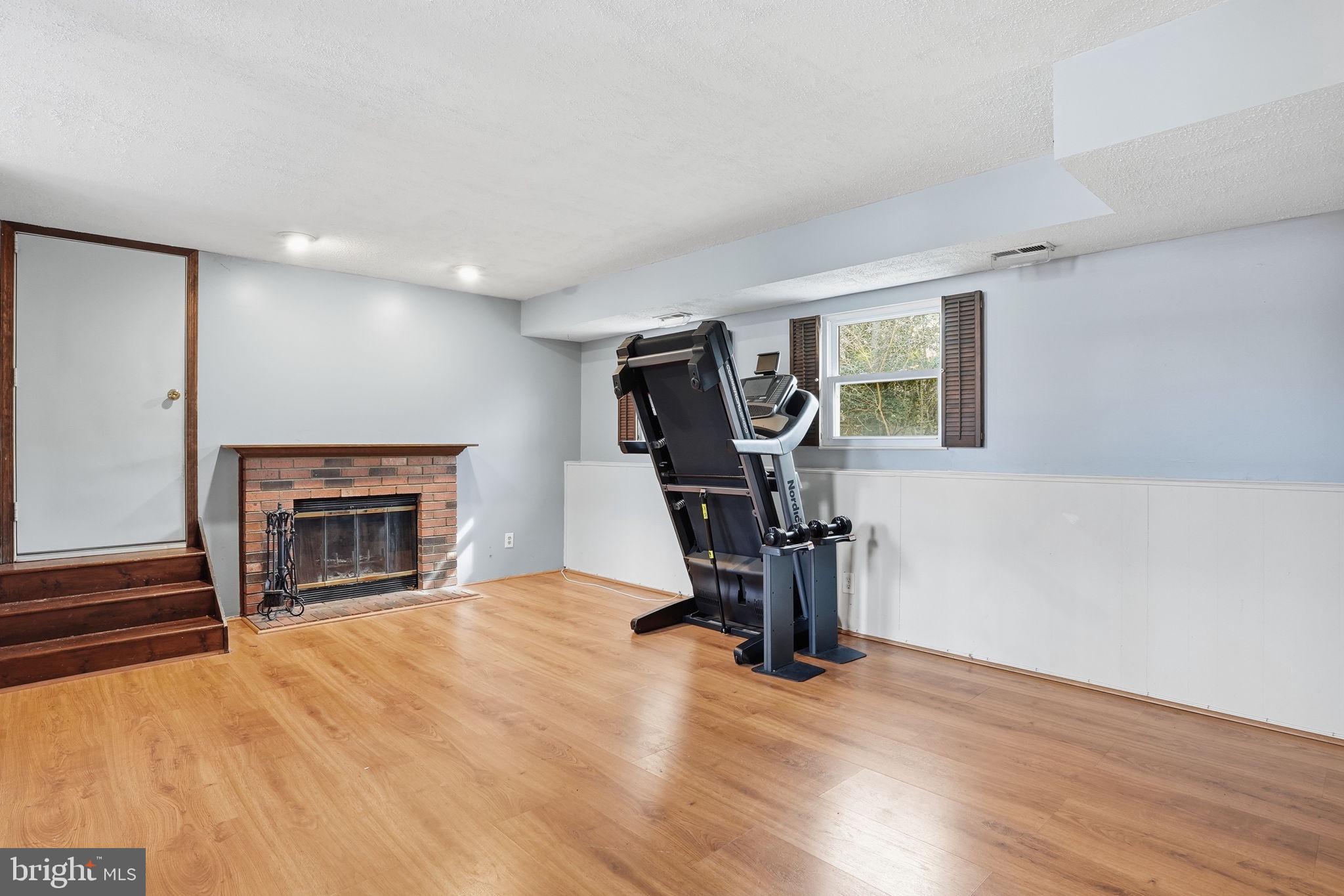 STEWARTS LANDING - Residential