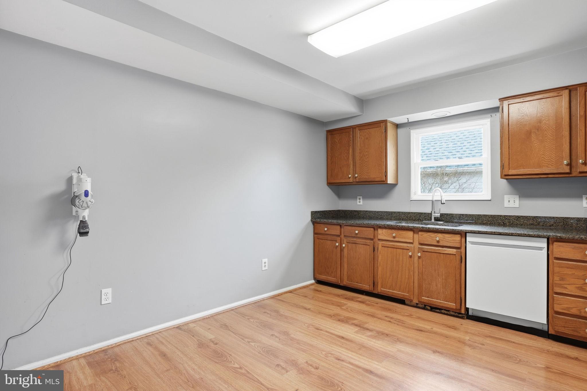 STEWARTS LANDING - Residential