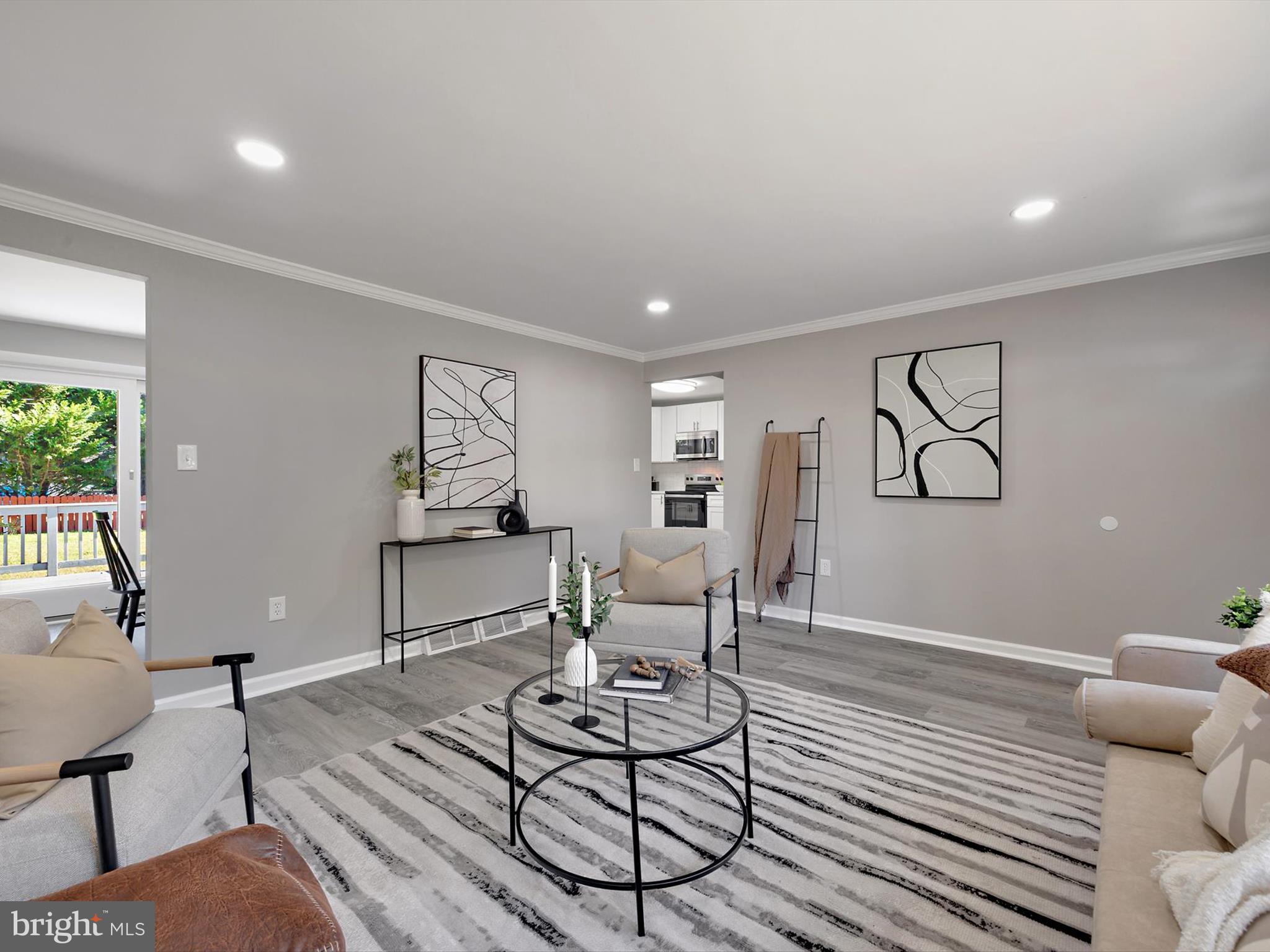 UPPER MAGOTHY BEACH - Residential