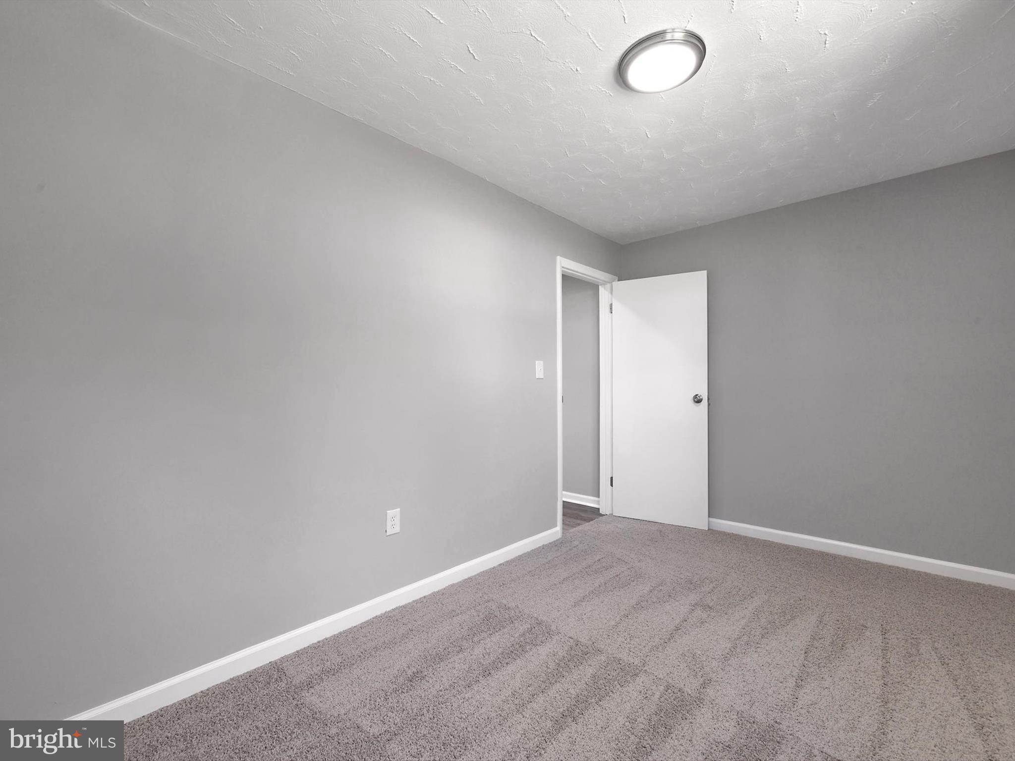 UPPER MAGOTHY BEACH - Residential