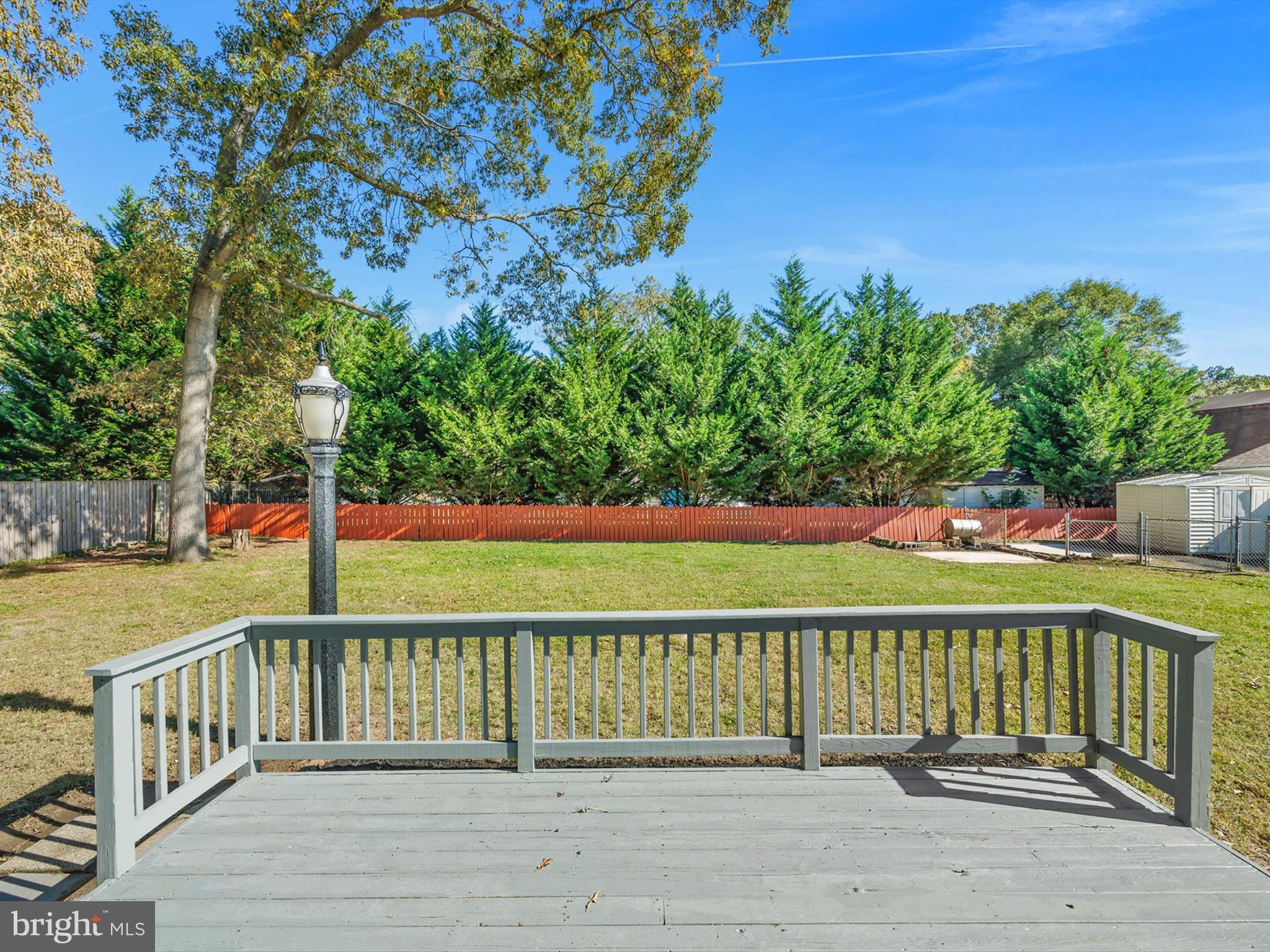 UPPER MAGOTHY BEACH - Residential