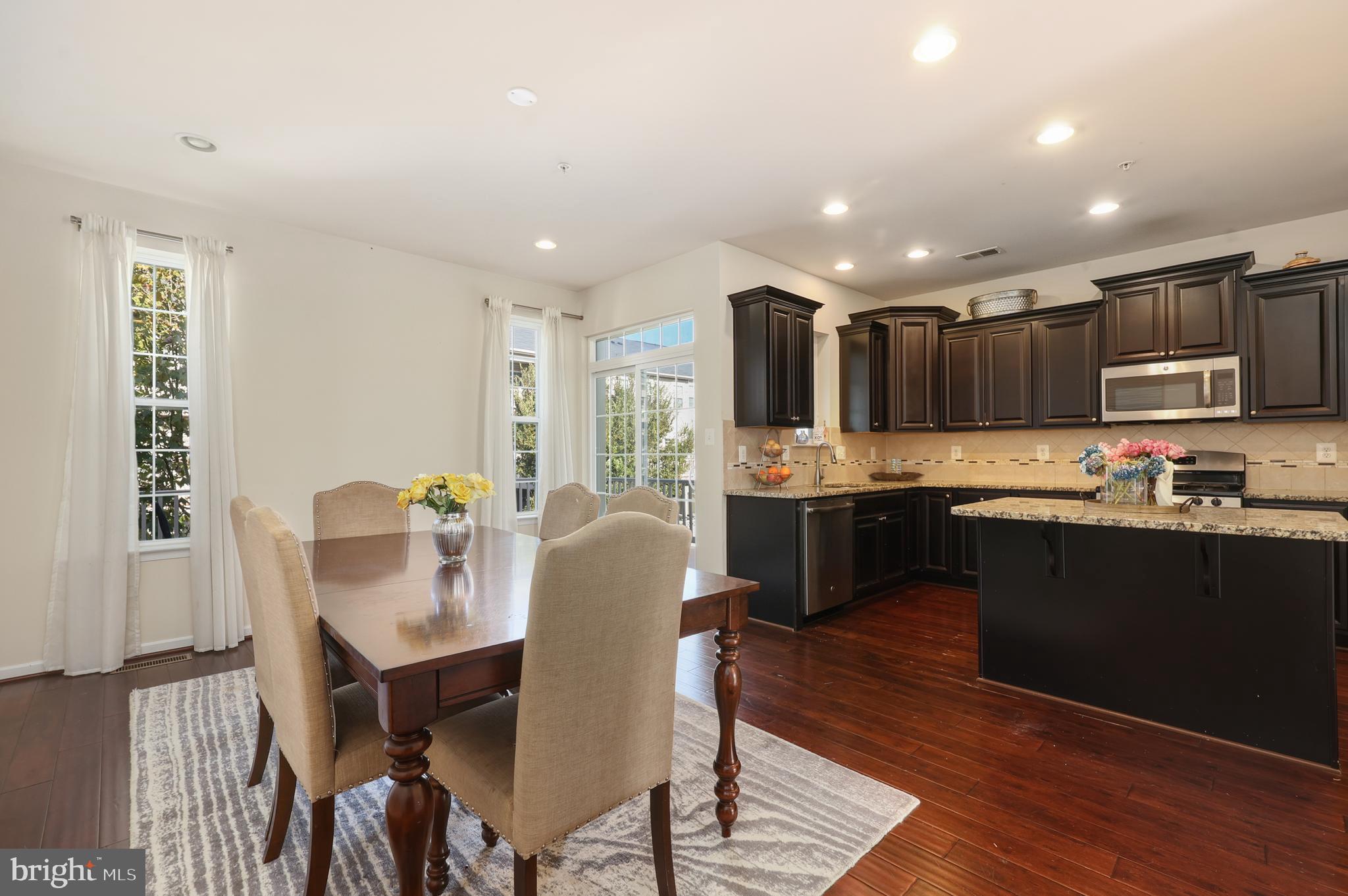 GLENEAGLES - Residential