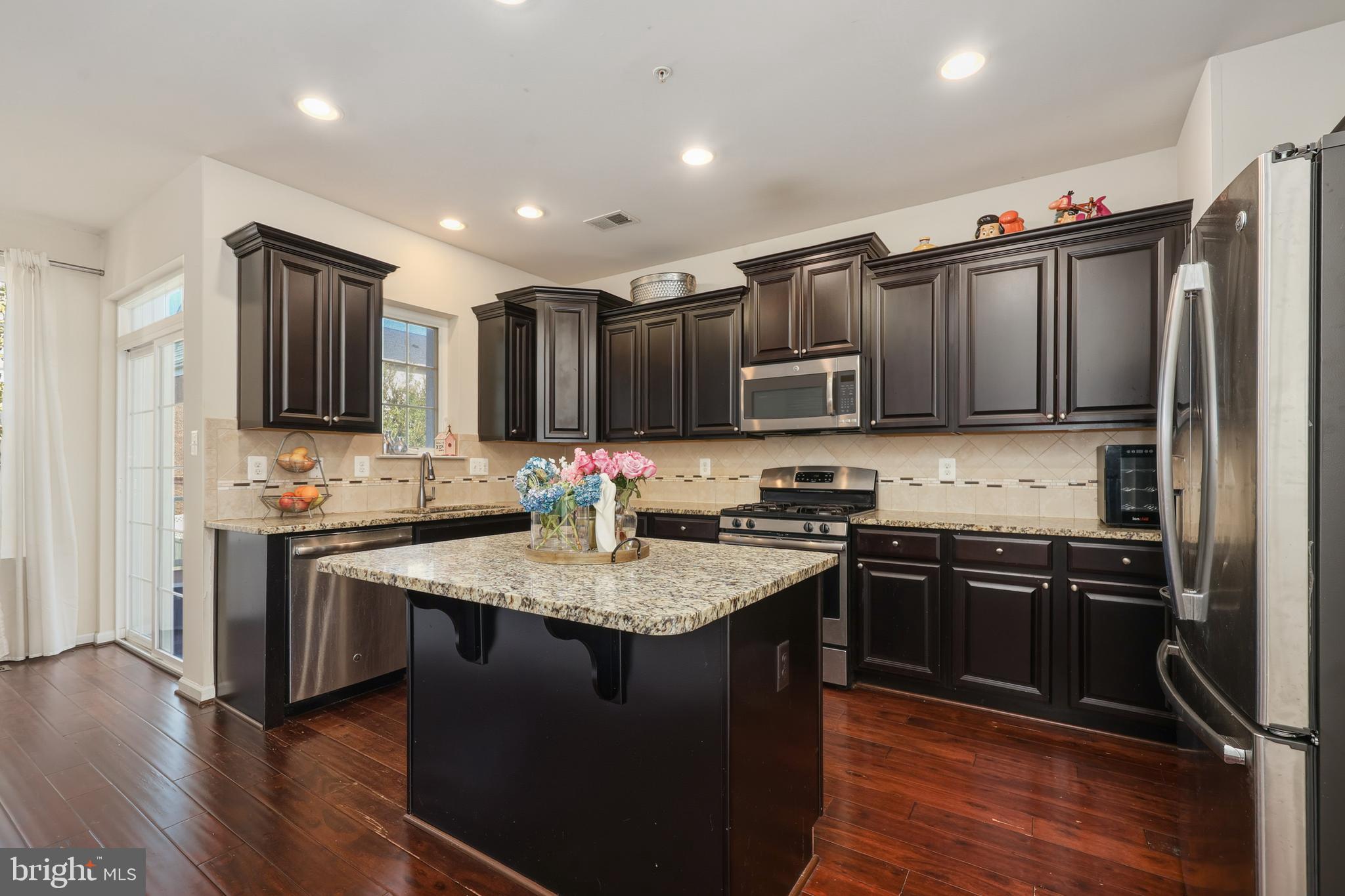 GLENEAGLES - Residential