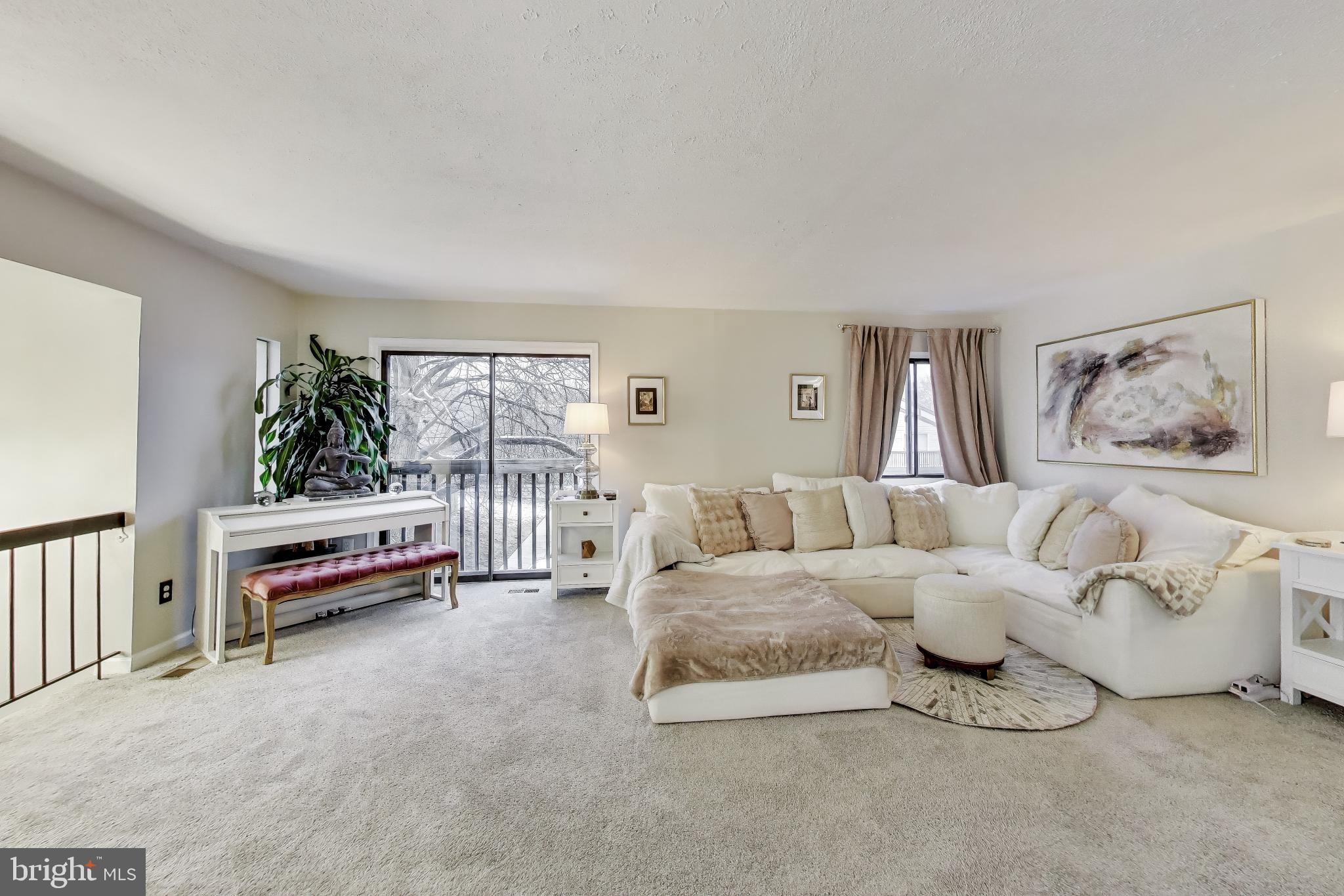 1904 ARDENWOOD TERRACE