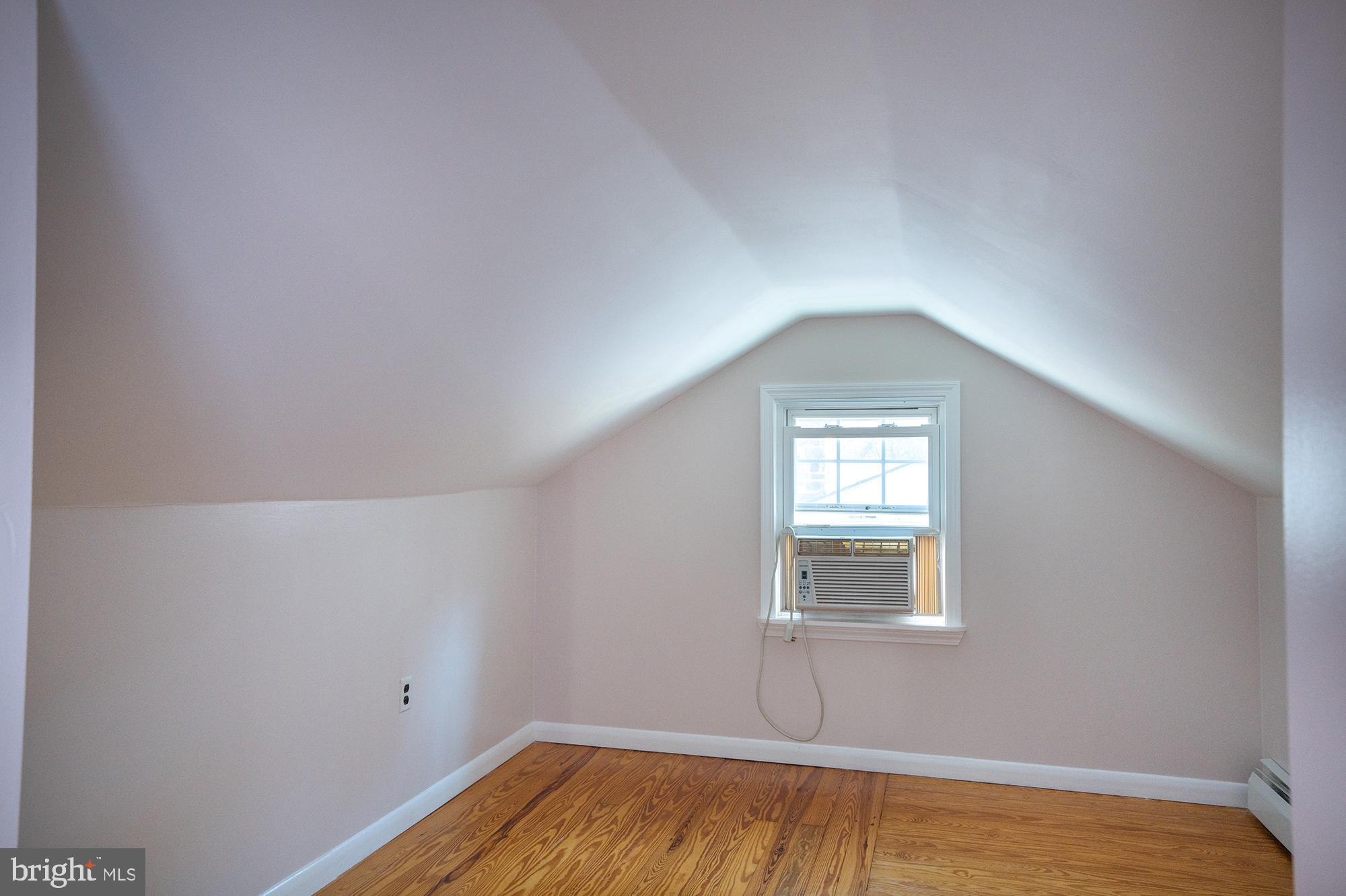 COLLEGE HEIGHTS - Residential