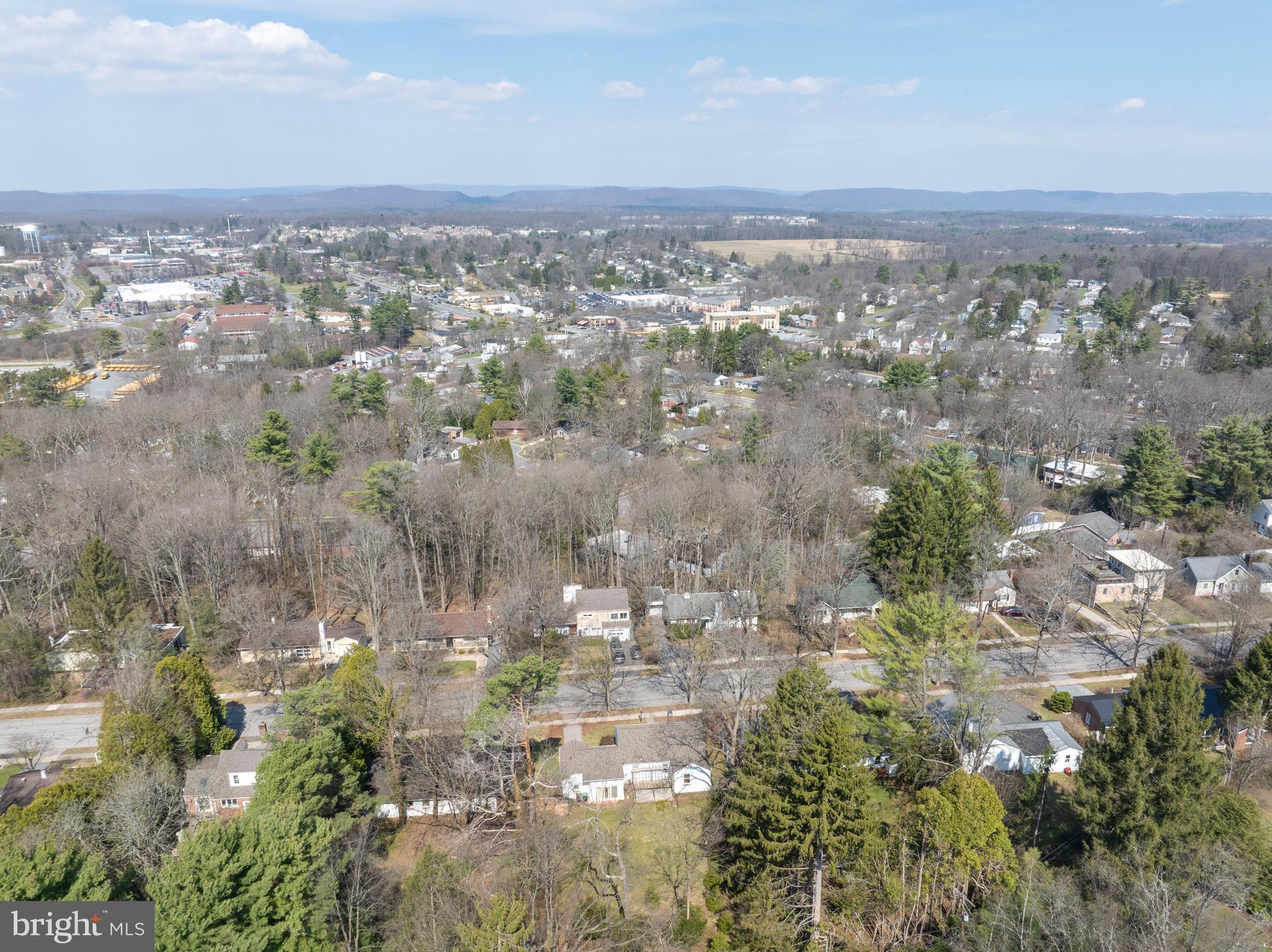 COLLEGE HEIGHTS - Residential