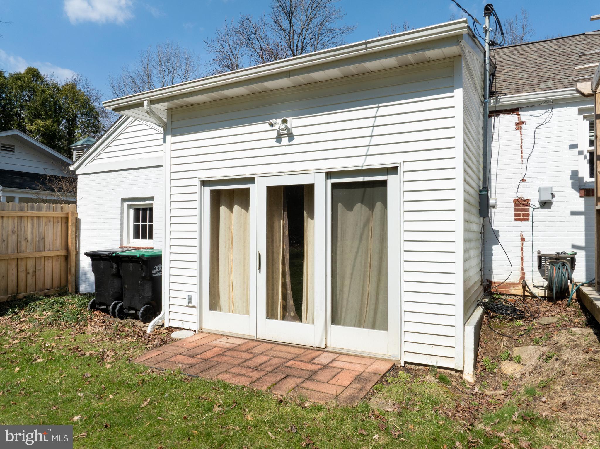 COLLEGE HEIGHTS - Residential