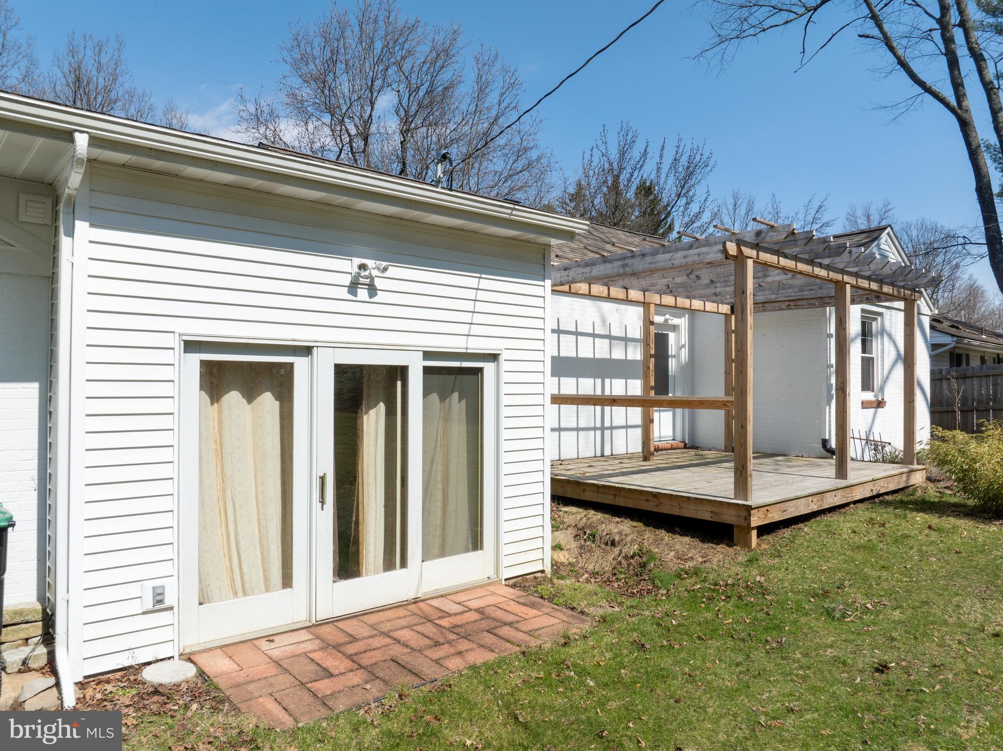 COLLEGE HEIGHTS - Residential